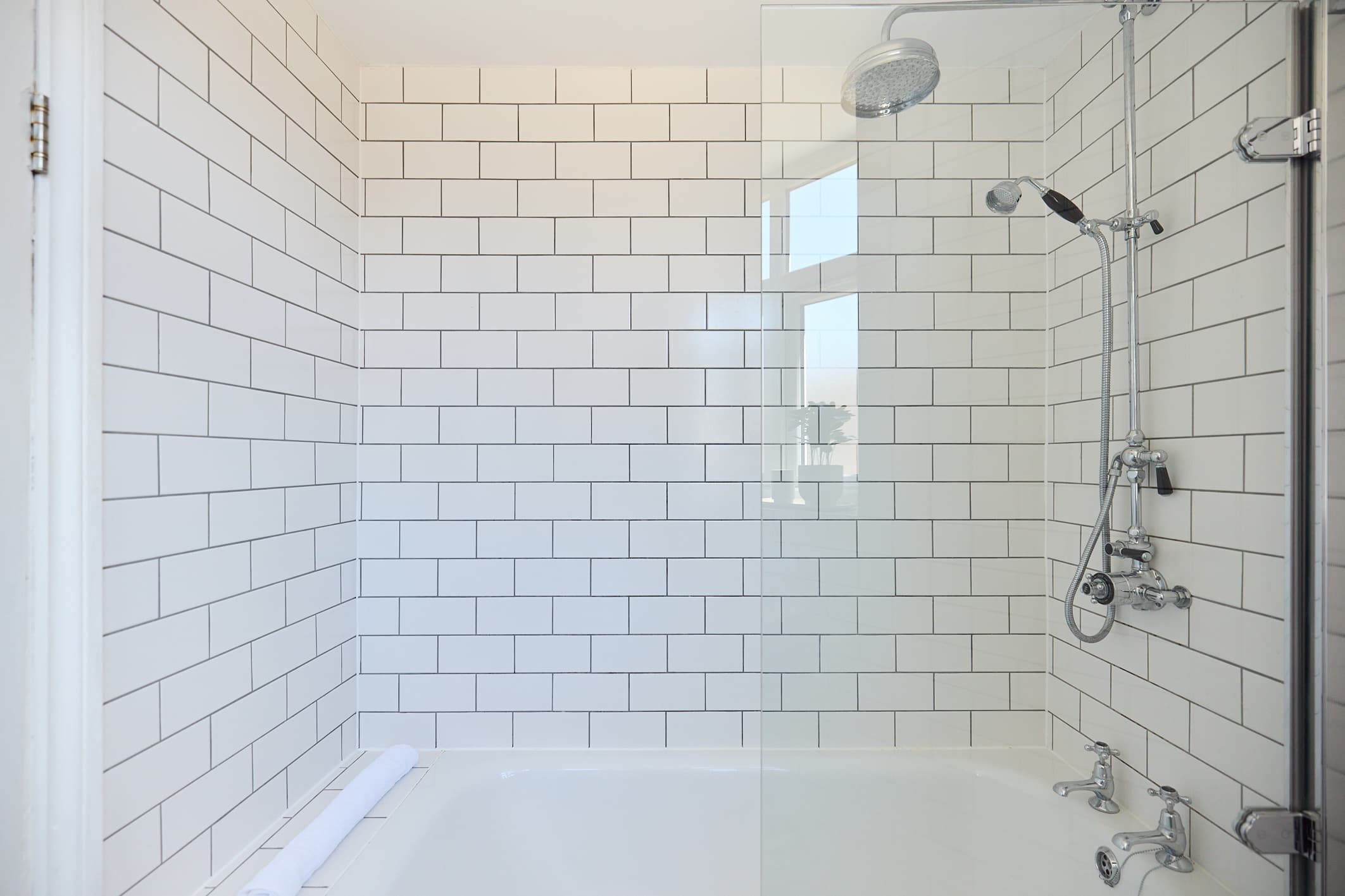 The Green Room on New Park in 17 New Park Court Brixton Hill SW2 1HS - Property image 25 - VivreStays