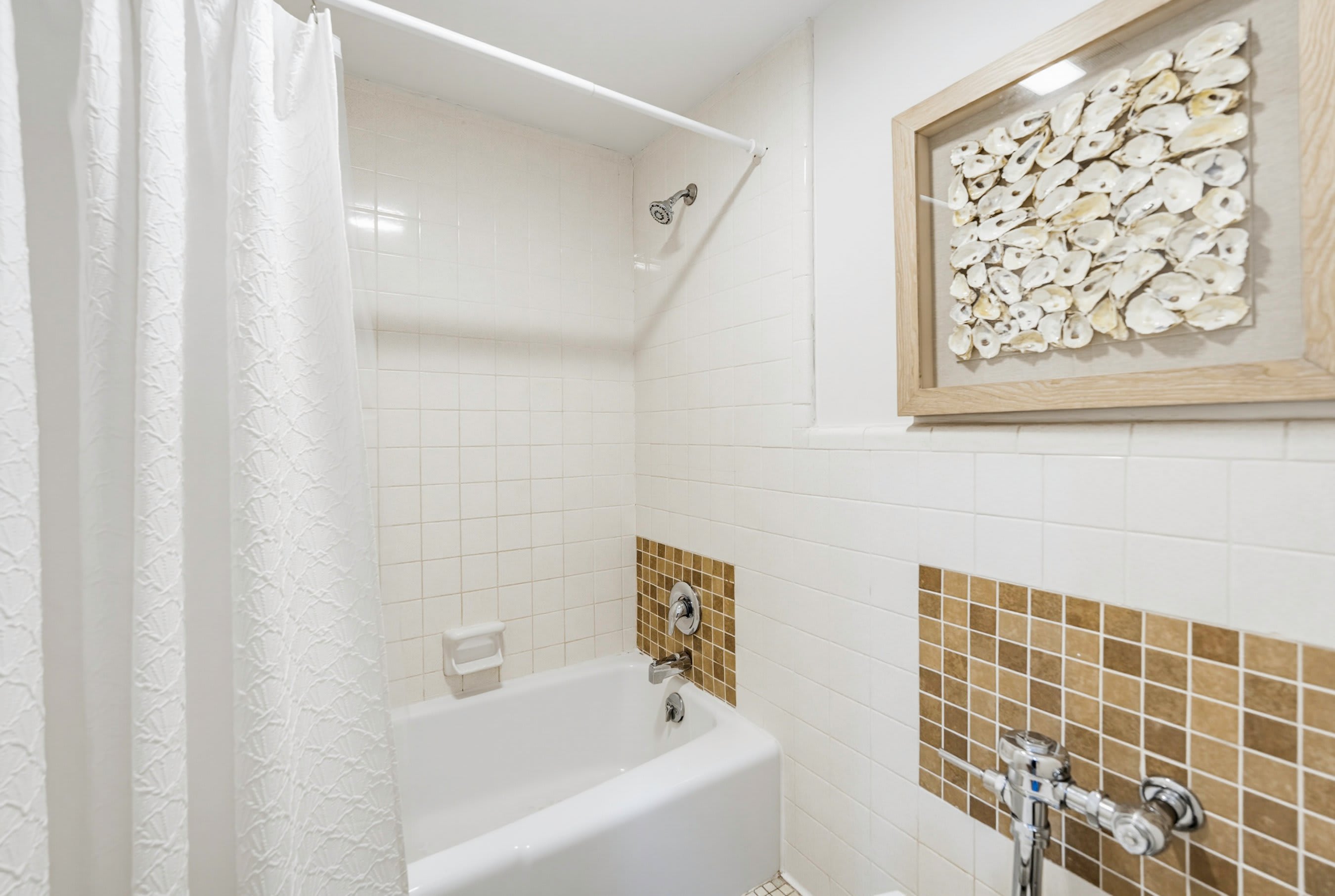 514 Sunsuite | Photo 10