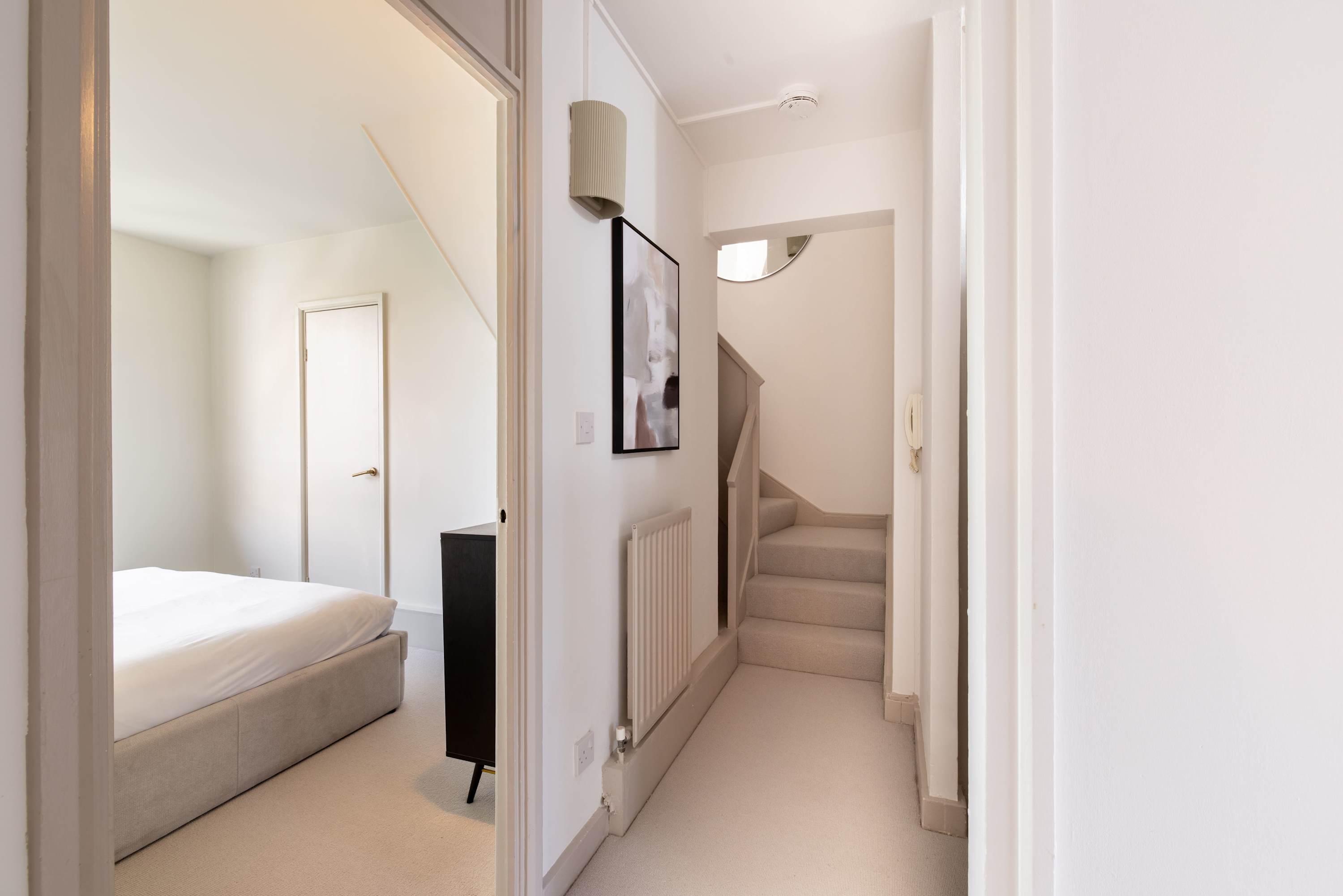 Take Five on the Green in 65 Hathersage Court, Newington Green N1 4RF - Property image 19 - VivreStays