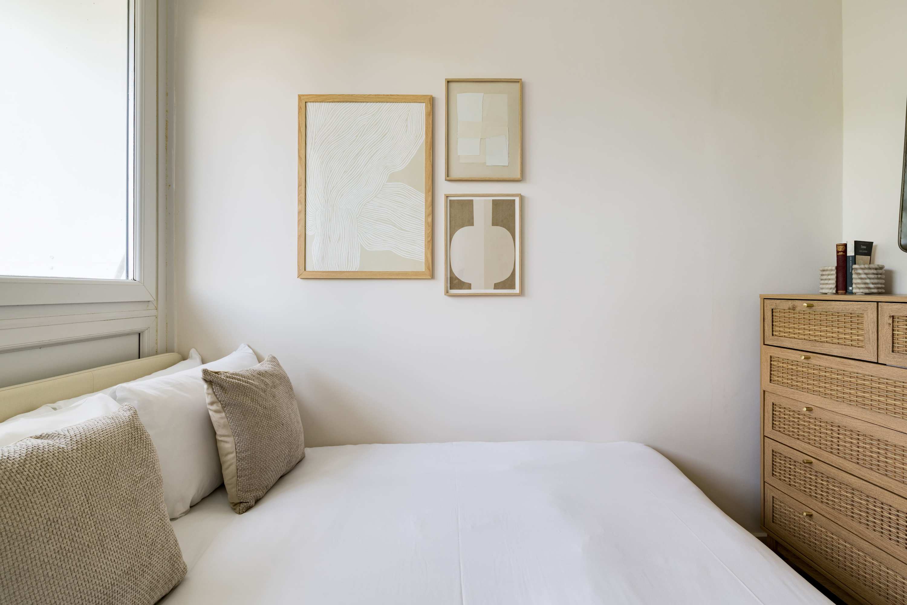 Take Five on the Green in 65 Hathersage Court, Newington Green N1 4RF - Property image 17 - VivreStays