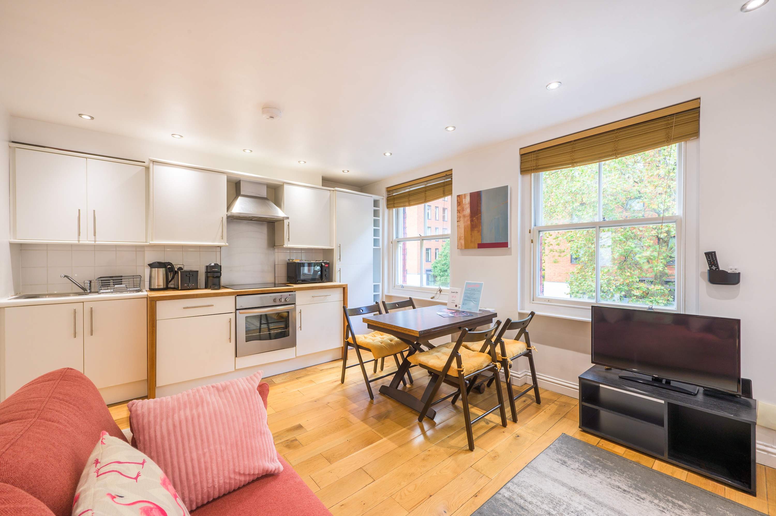 Holborn 1-Bed · Bloomsbury · Sleeps 3 in Theobalds Road, B WC1X - Property image 6 - VivreStays