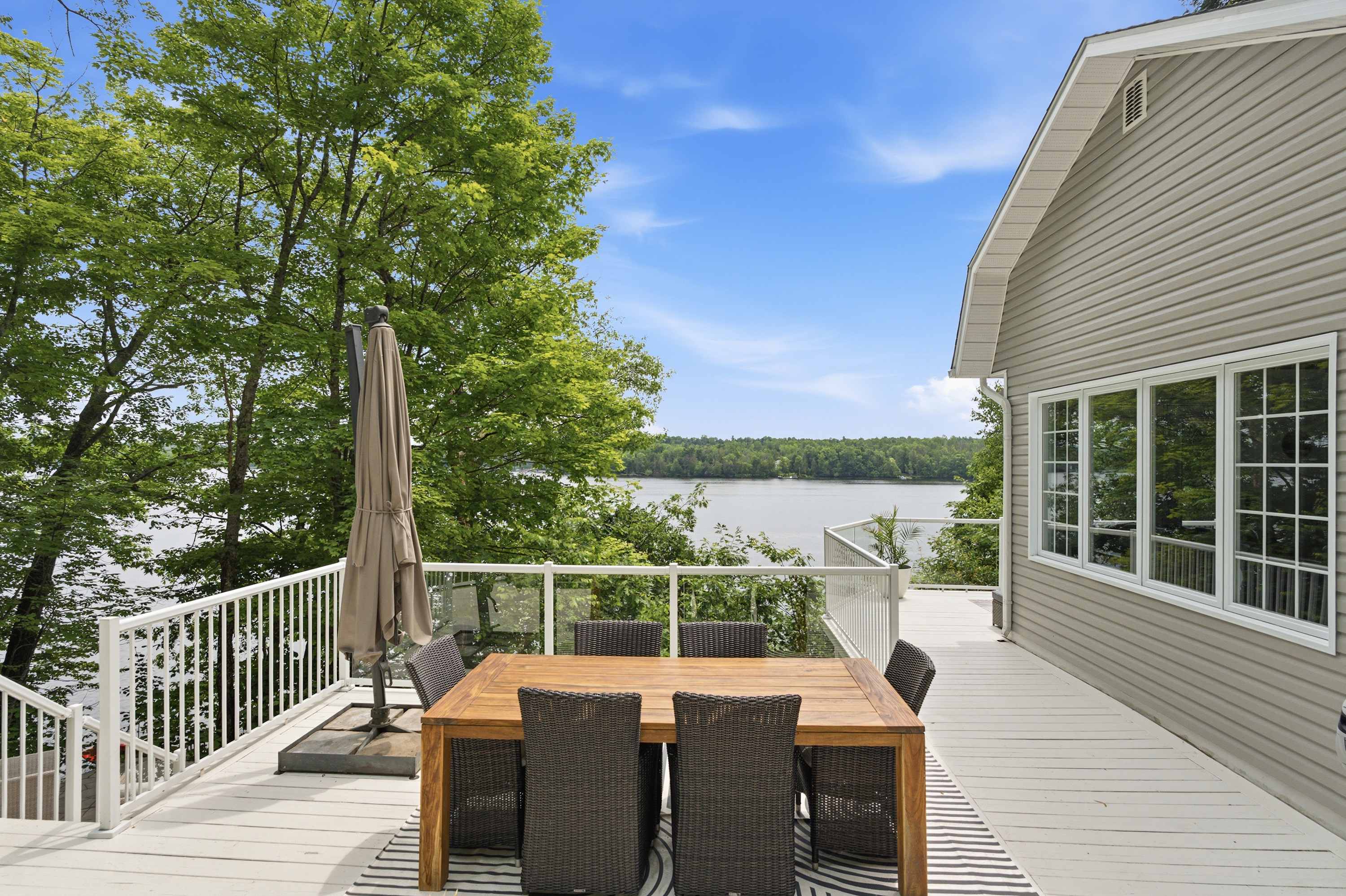 Beautiful Chalet Magog