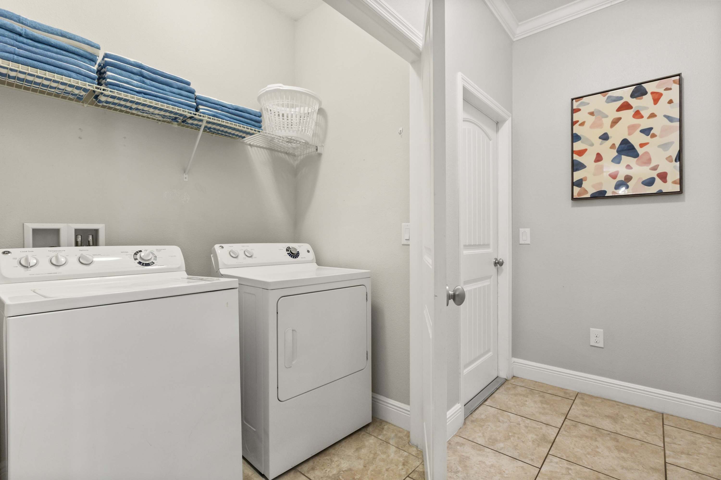 In Suite Washer and Dryer for a Hassle Free Stay
