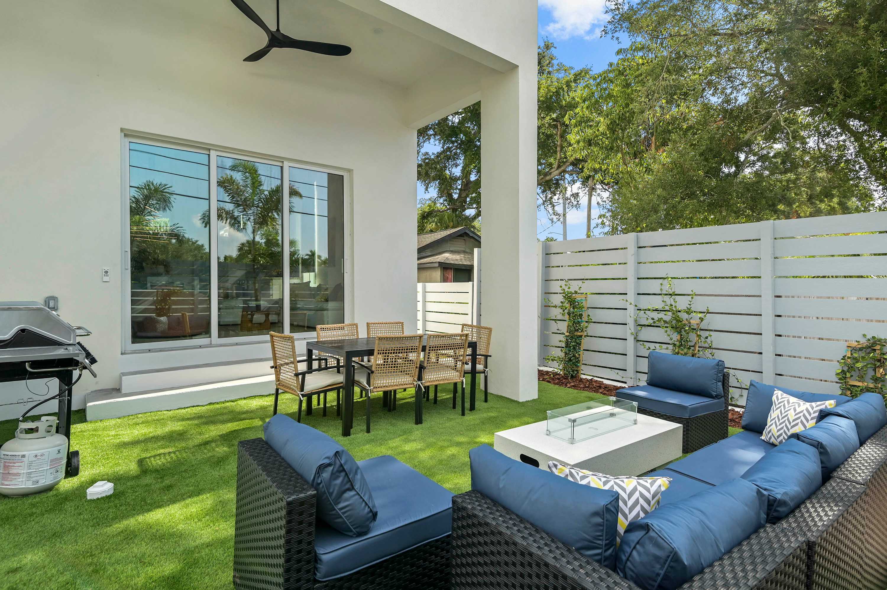 New Modern St. Pete Home Near Downtown & Beaches