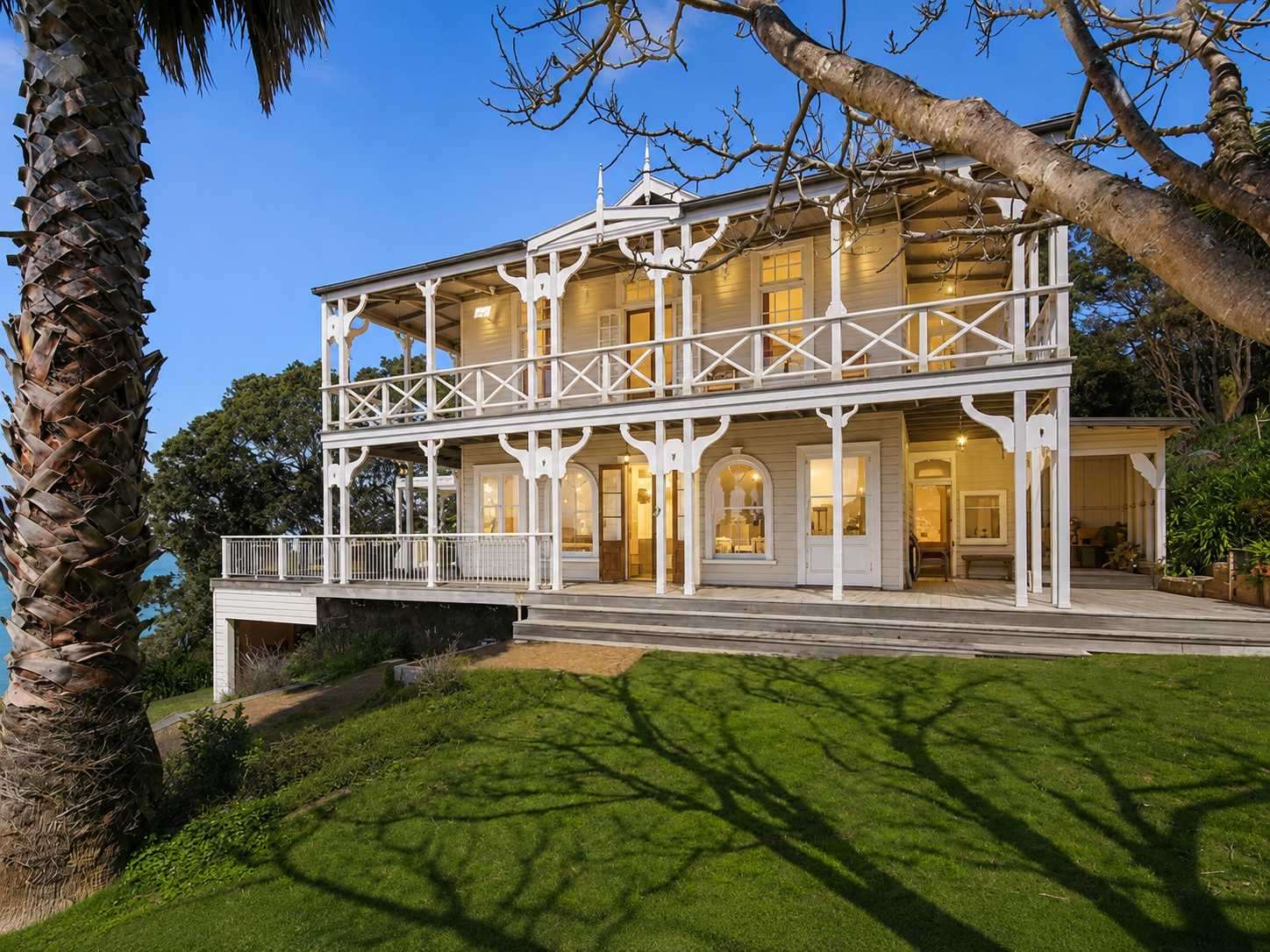 The Sanctuary - Hot Tub & Huruh Bay Views — Waiheke Island, Auckland — vacation rental