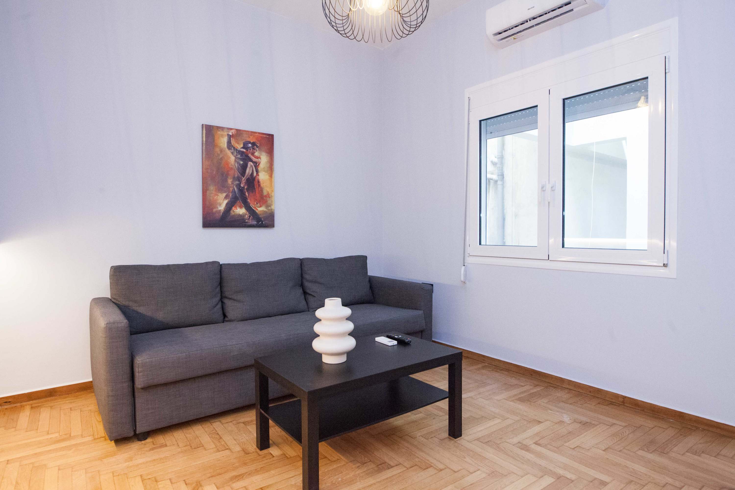 Urban 2 Bd Home in Vibrant Galatsi in Athens — photo 3