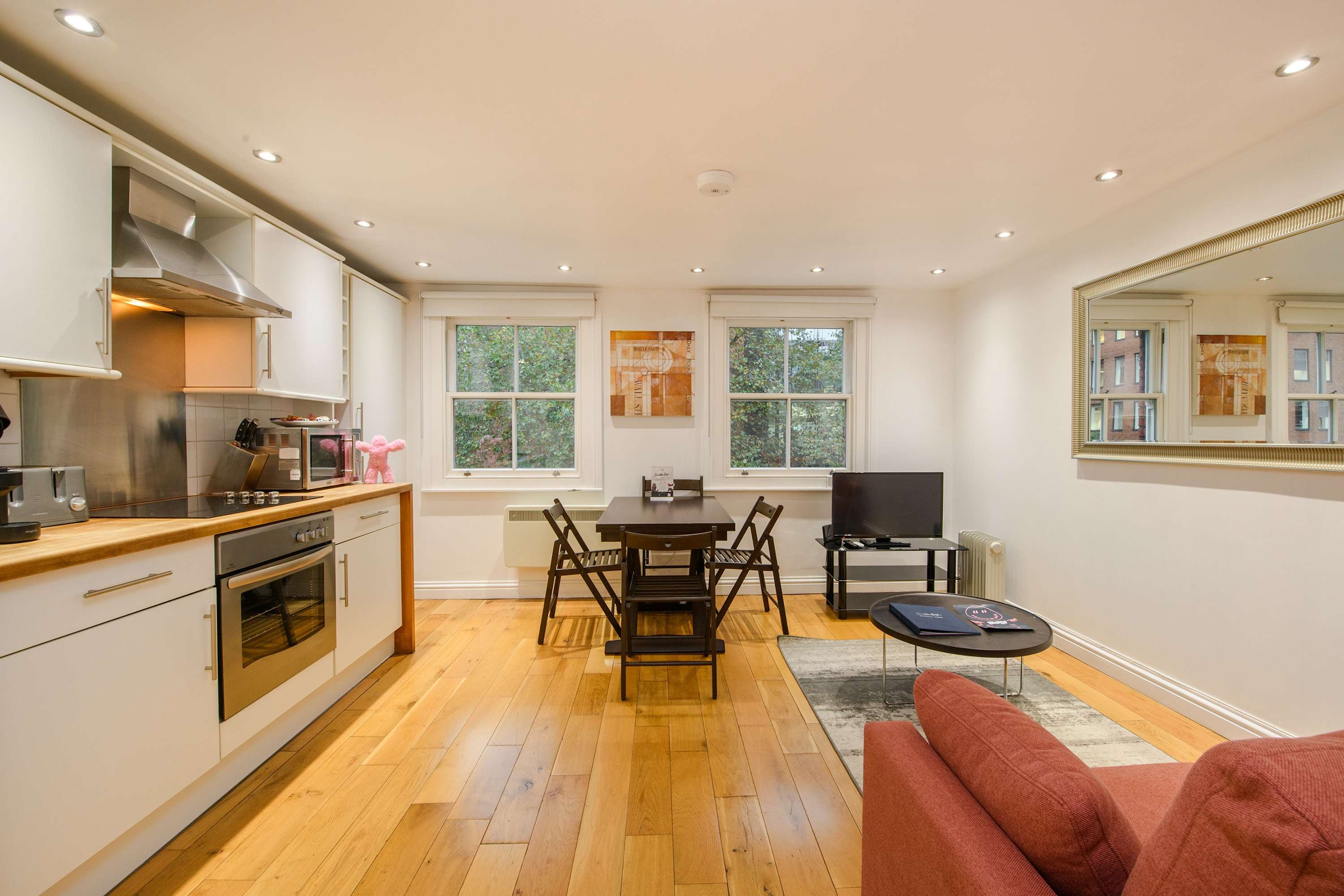 Holborn 1-Bed · West End · Sleeps 3 serviced apartment - London - VivreStays