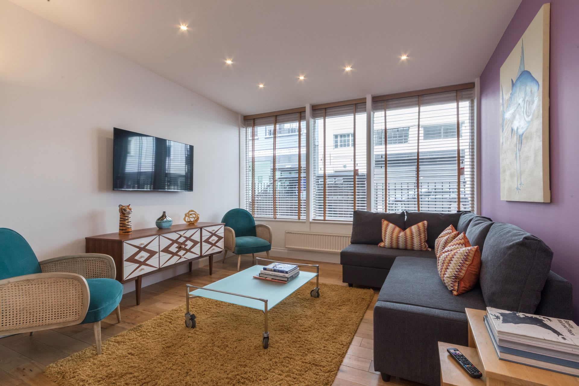 Fitzrovia Duplex · 2-Bed · Private Patio Garden in Warren Street, 31 W1T - Property image 13 - VivreStays