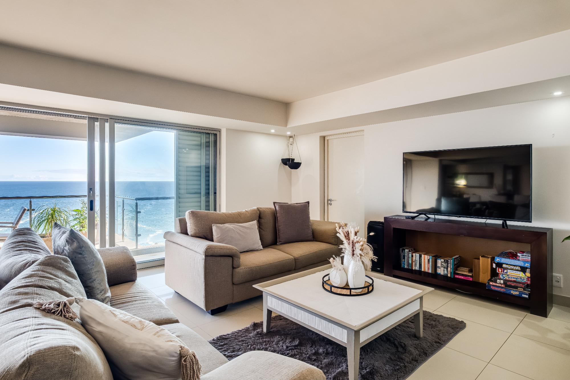 Llanduno Ocean View 3 Bed Apartment Portofino | Photo 2