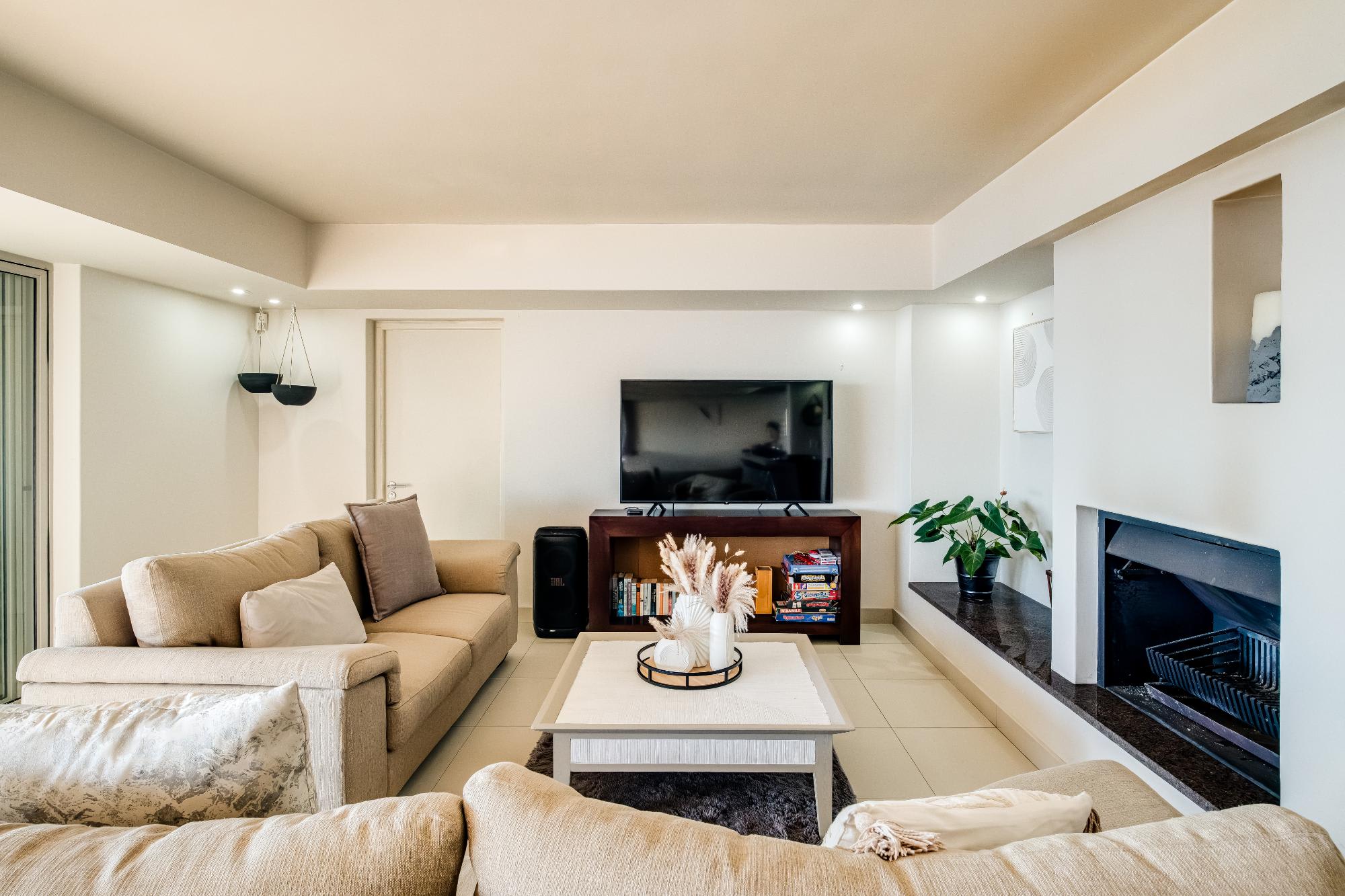 Llanduno Ocean View 3 Bed Apartment Portofino 6