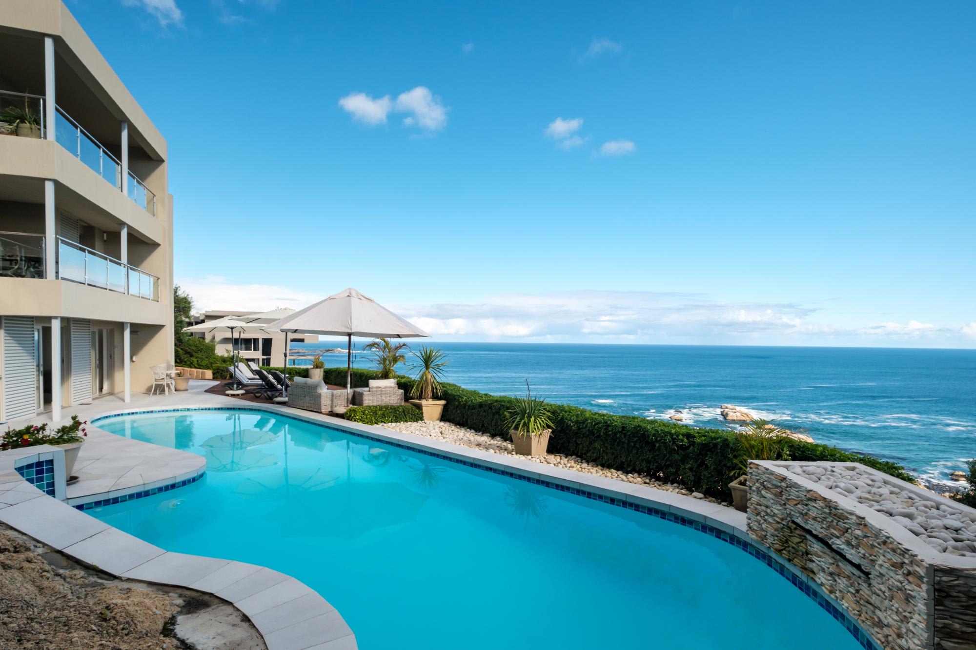 Llanduno Ocean View 3 Bed Apartment Portofino 4