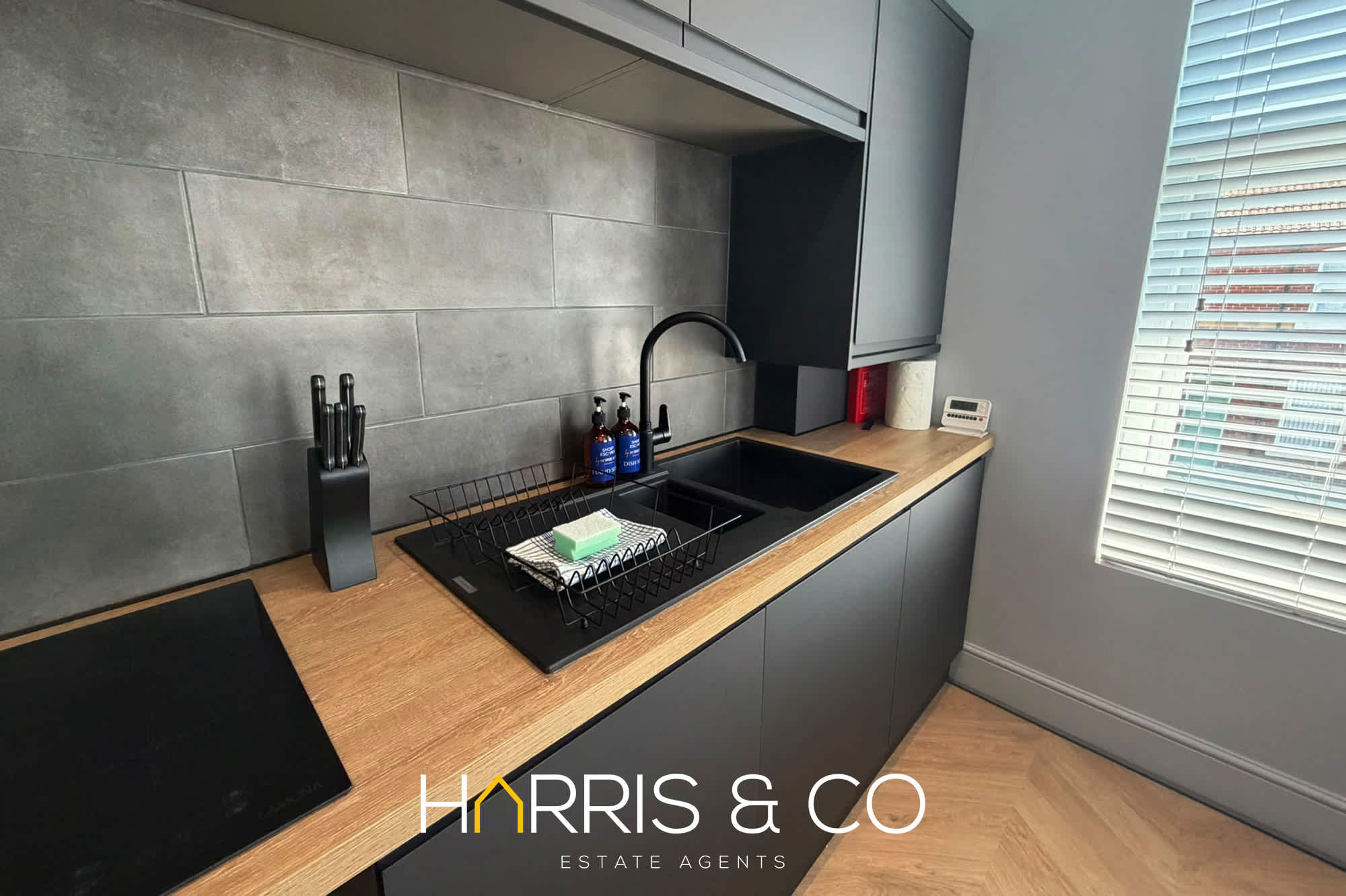 Karpa Coastal Retreat in 108 Blakiston Street FY7 6LF - Property image 5 - VivreStays