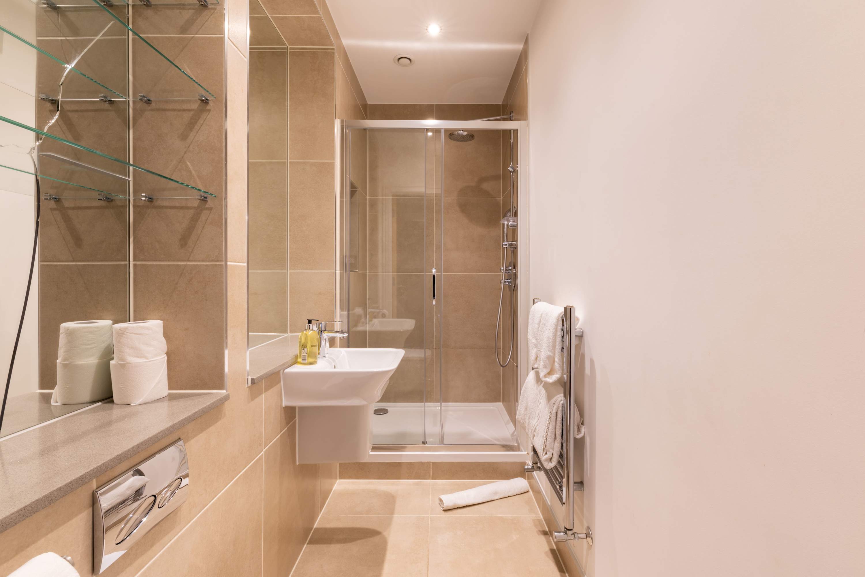 View Terrace Light in the Vale in Flat 15, Elgin Avenue 12 W9 3QP Terrace Light in the Vale in Flat 15, Elgin Avenue 12 W9 3QP - Property image 24 - VivreStays