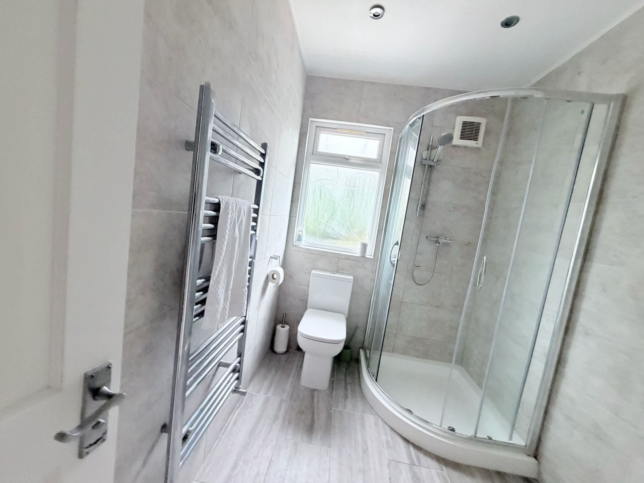 View ONYX 4BR home near Computing History Museum in Coldhams Lane 237 CB1 3HY ONYX 4BR home near Computing History Museum in Coldhams Lane 237 CB1 3HY - Property image 53 - VivreStays