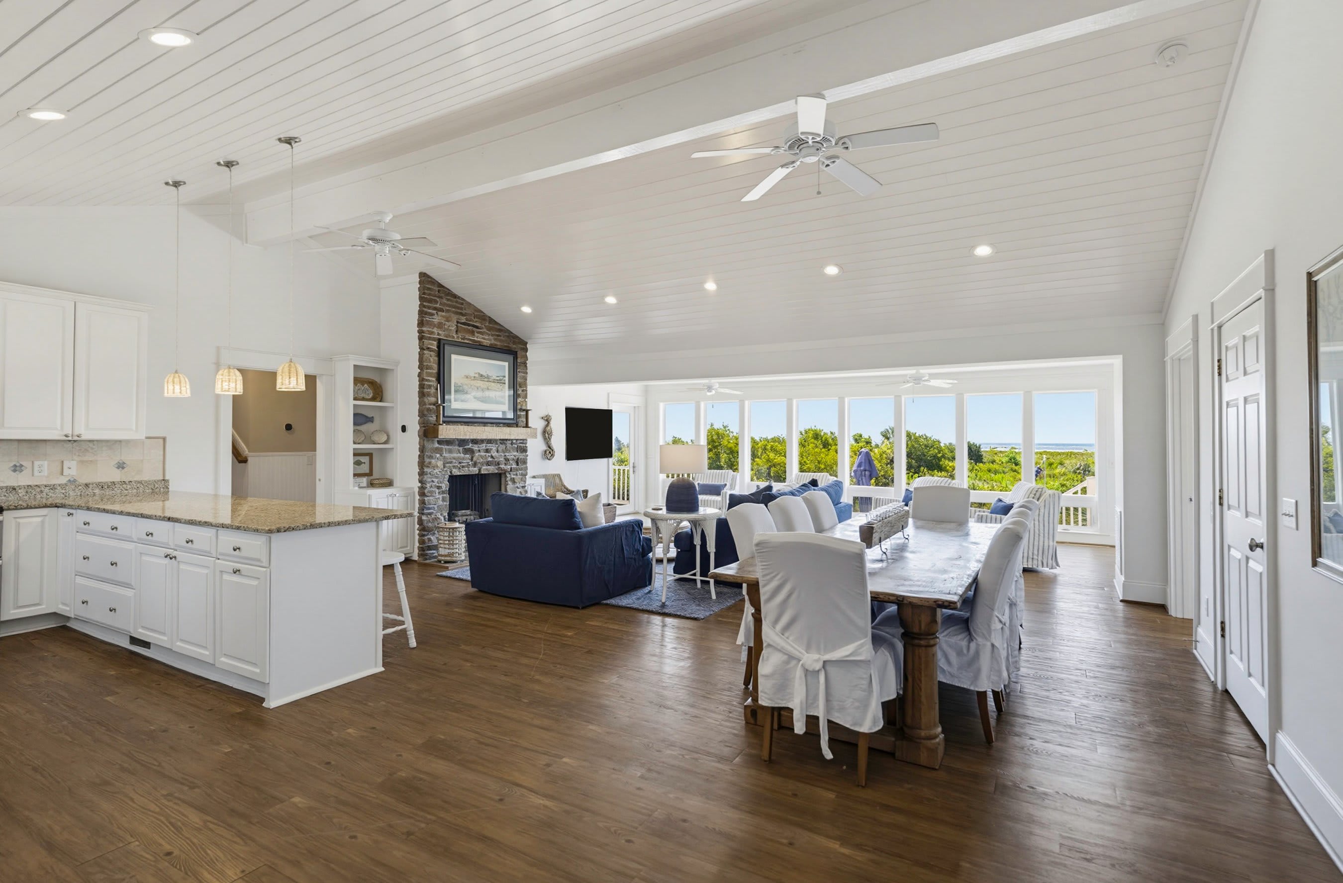 725 Sea Dragon Lane | Photo 12