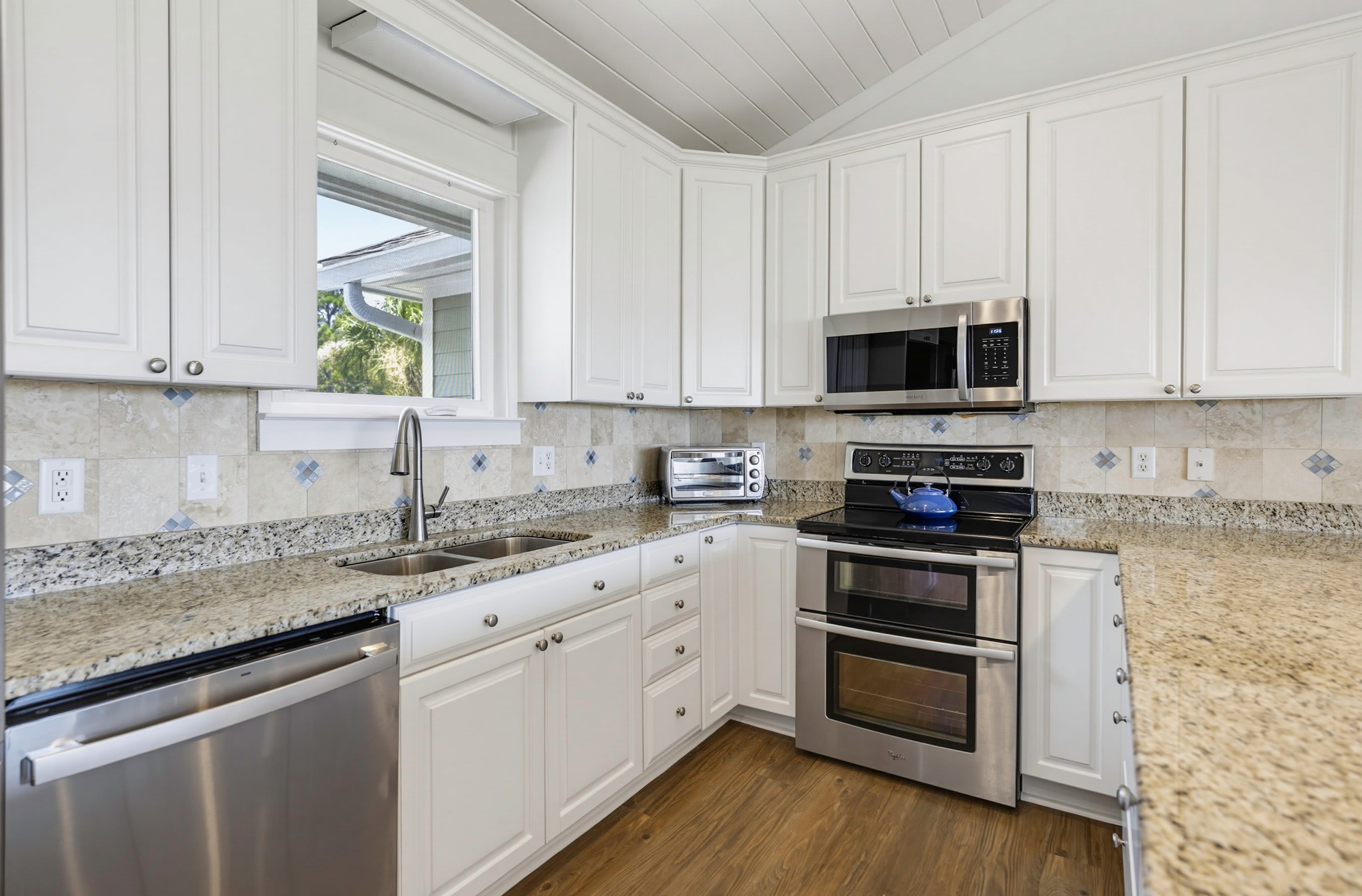 725 Sea Dragon Lane | Photo 25