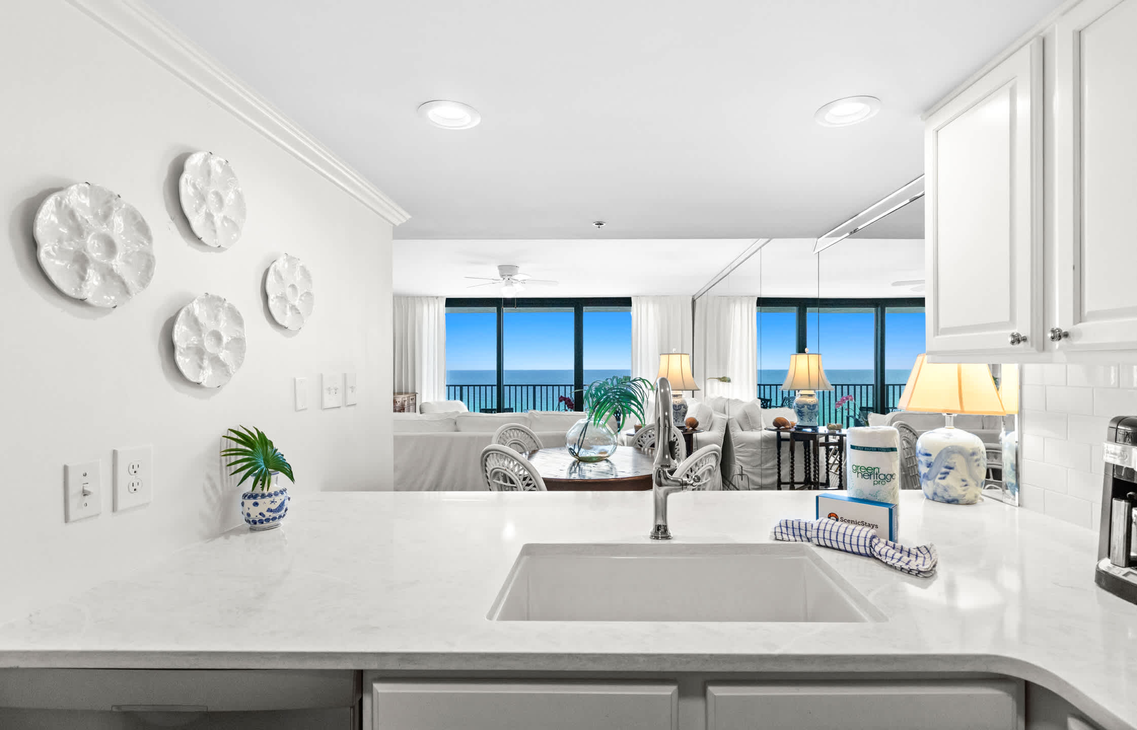 One Seagrove Place 0808 7