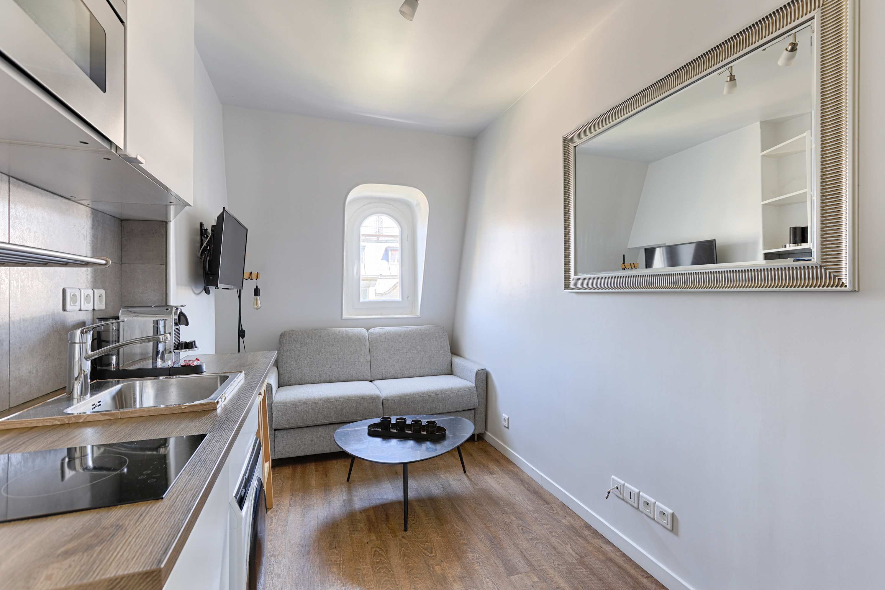Studio de charme Trocadero Bail Mobilité – photo 9