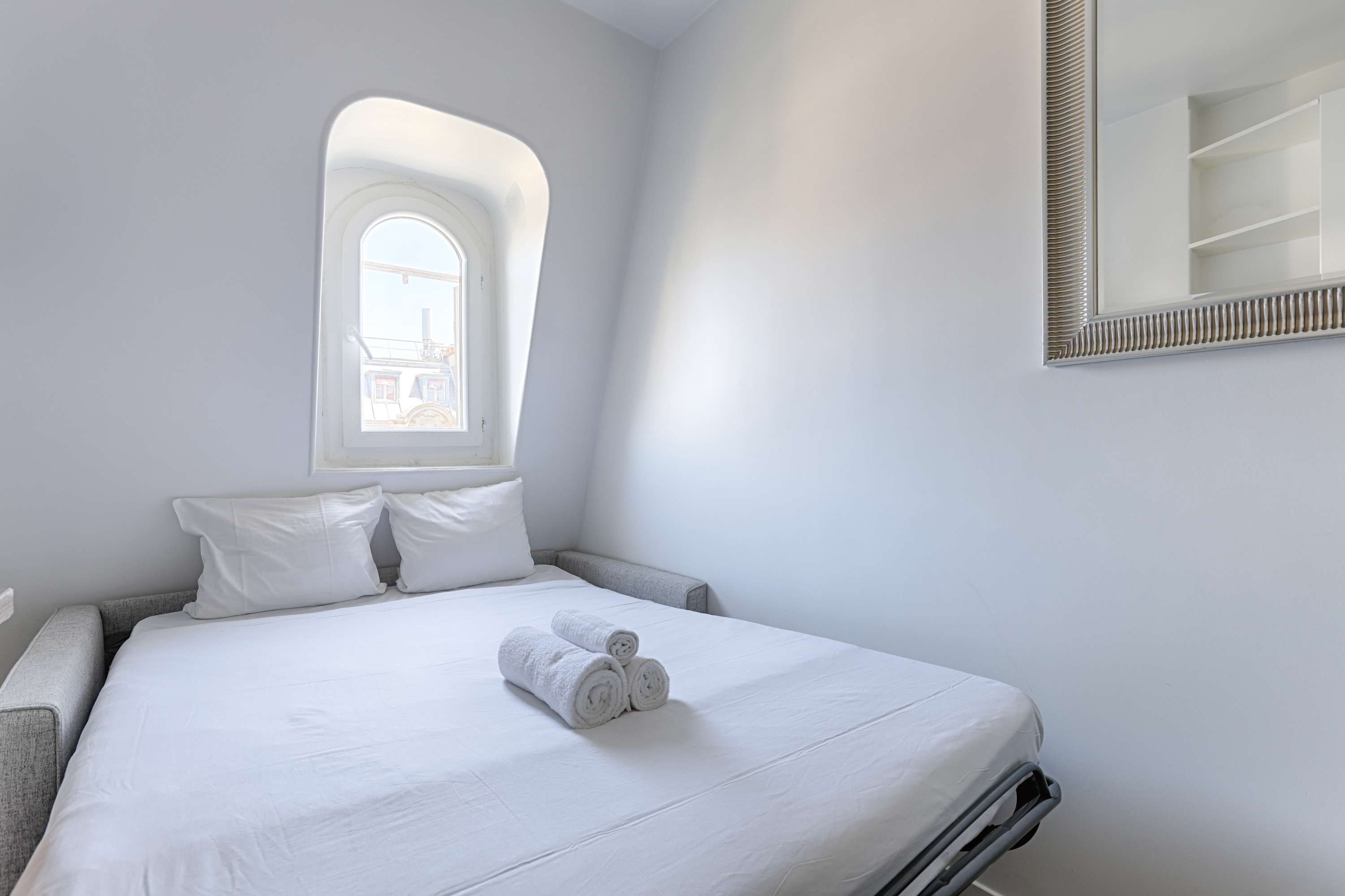 Studio de charme Trocadero Bail Mobilité – photo 3