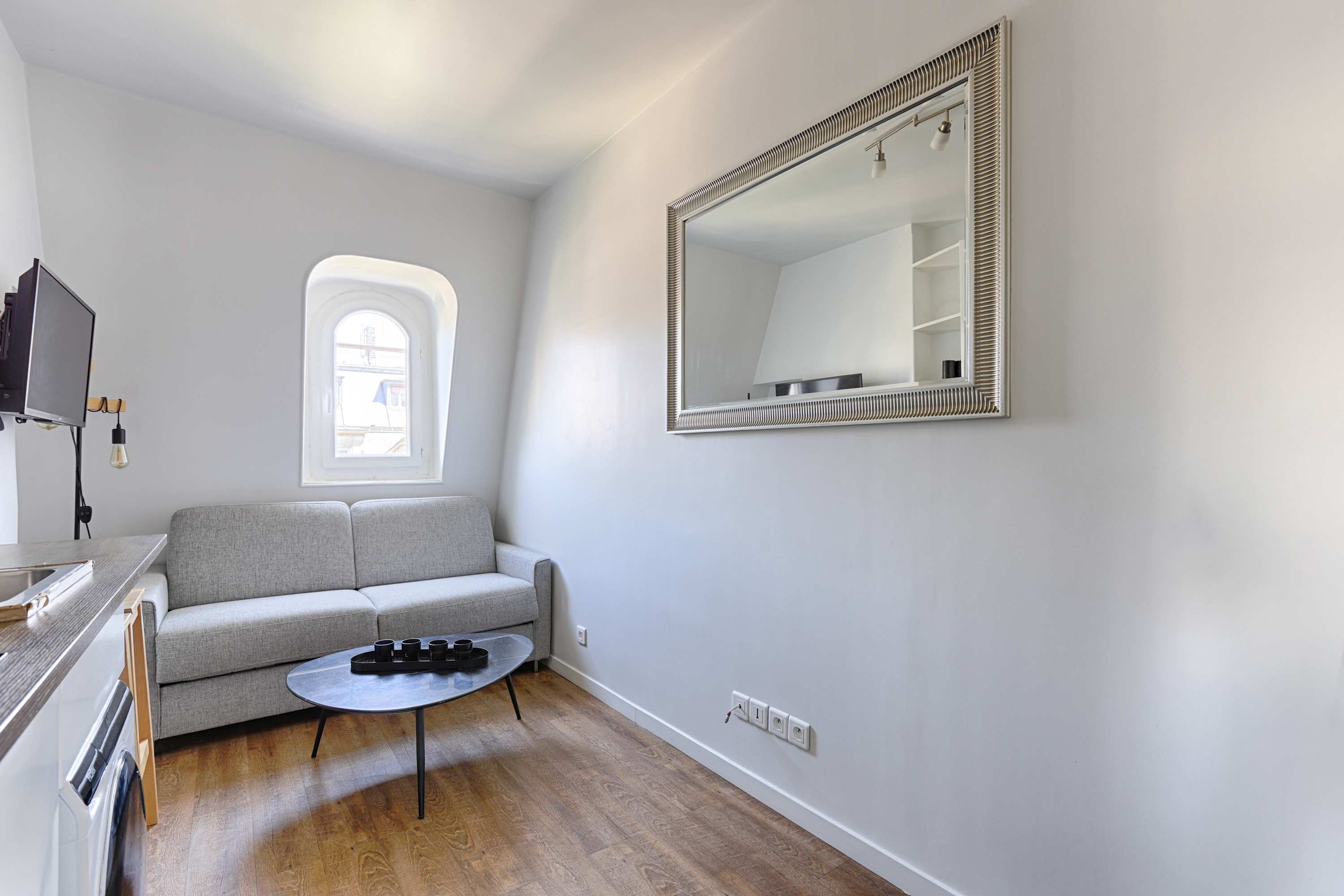 Studio de charme Trocadero Bail Mobilité – photo 10