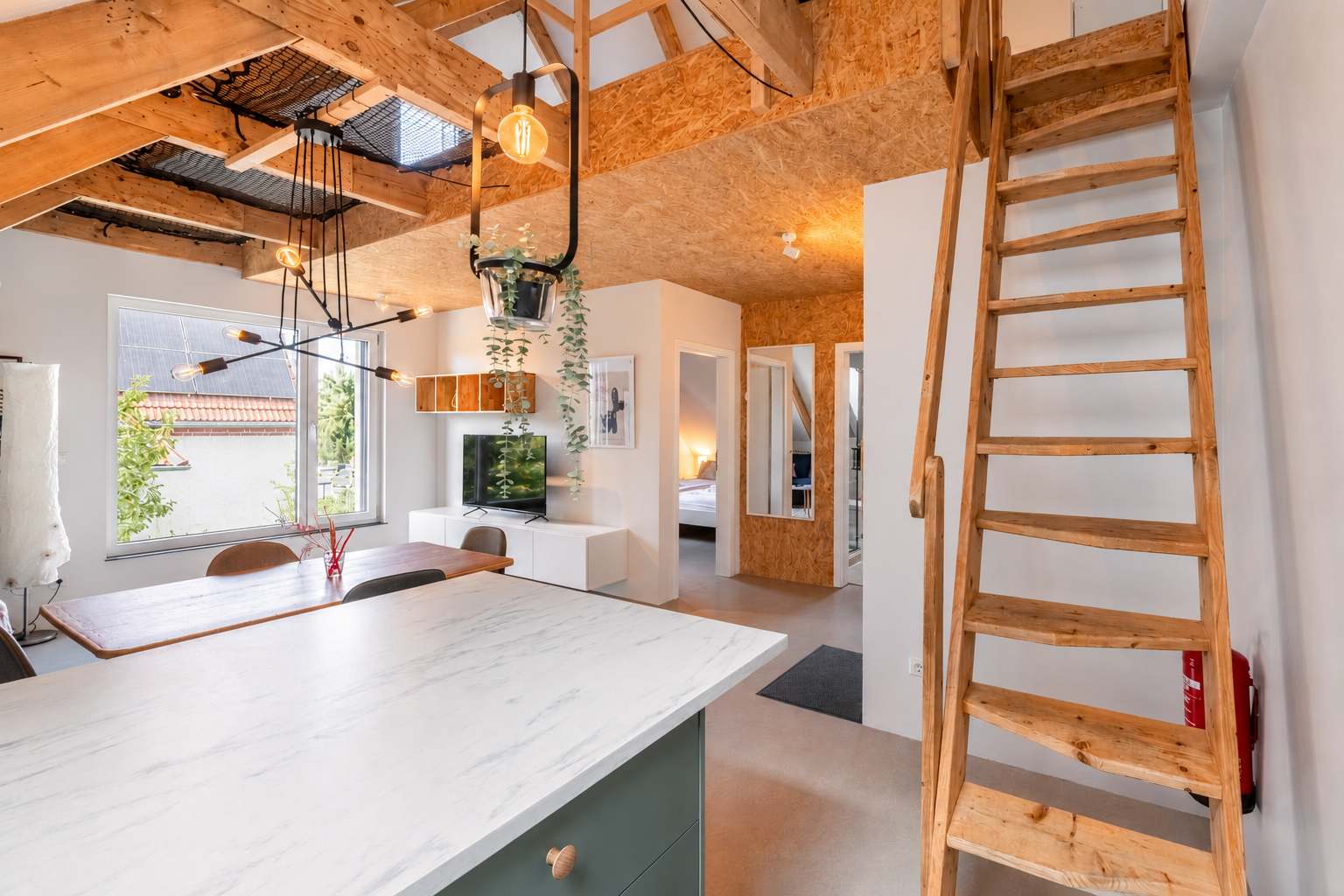 Bright Hideaway (70 sqm) near BER Airport