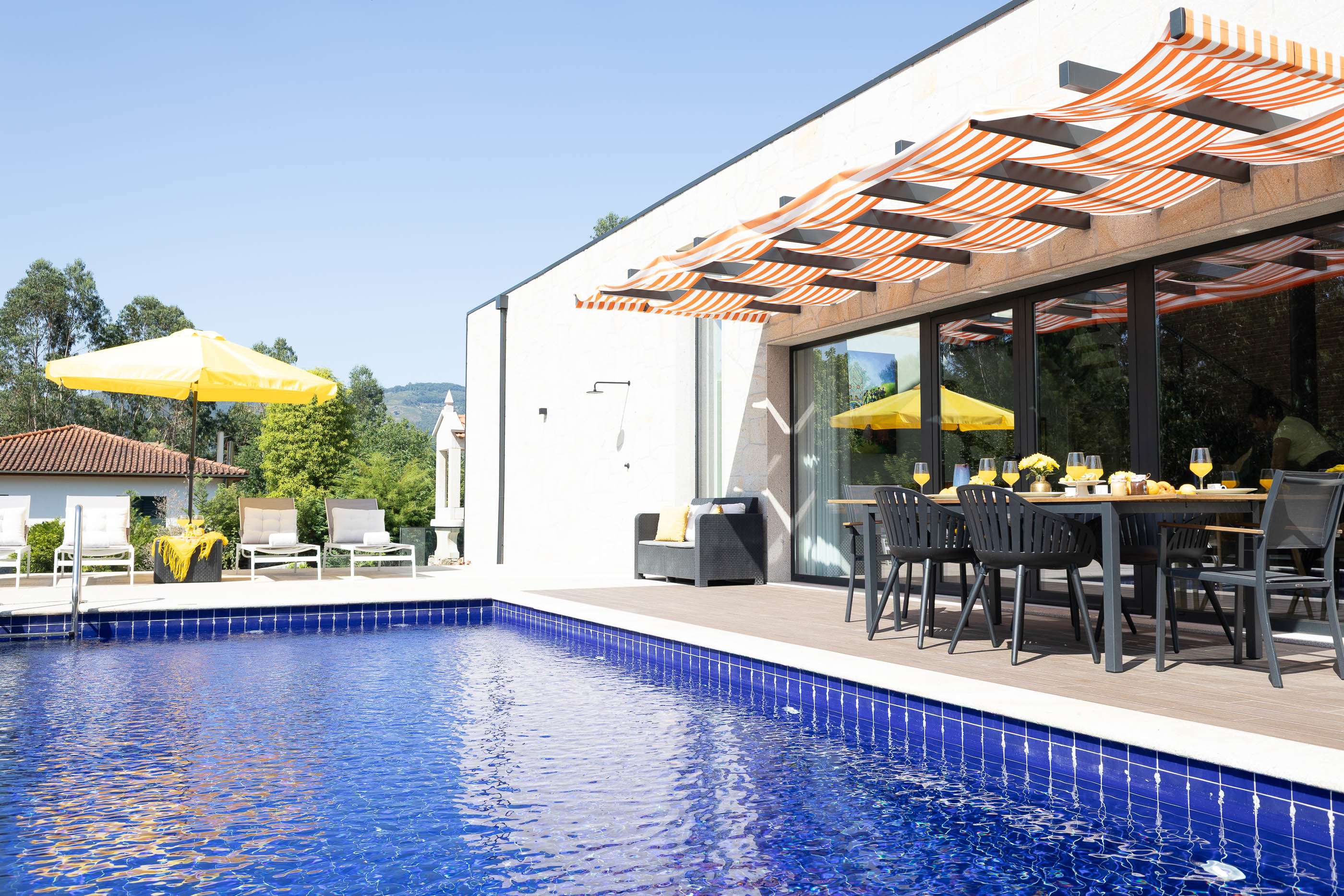 Agra Country House with Pool by Portugal Active