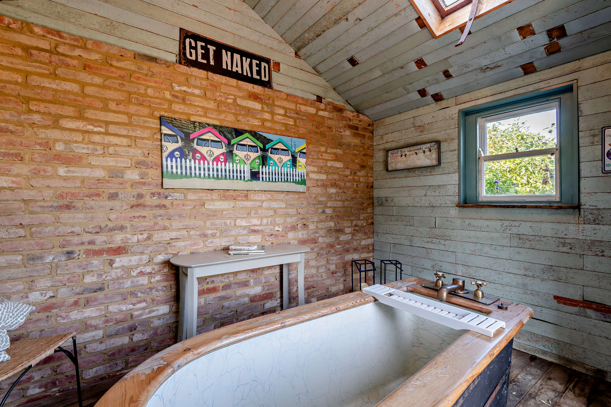 Hallmark Lodge – photo 17