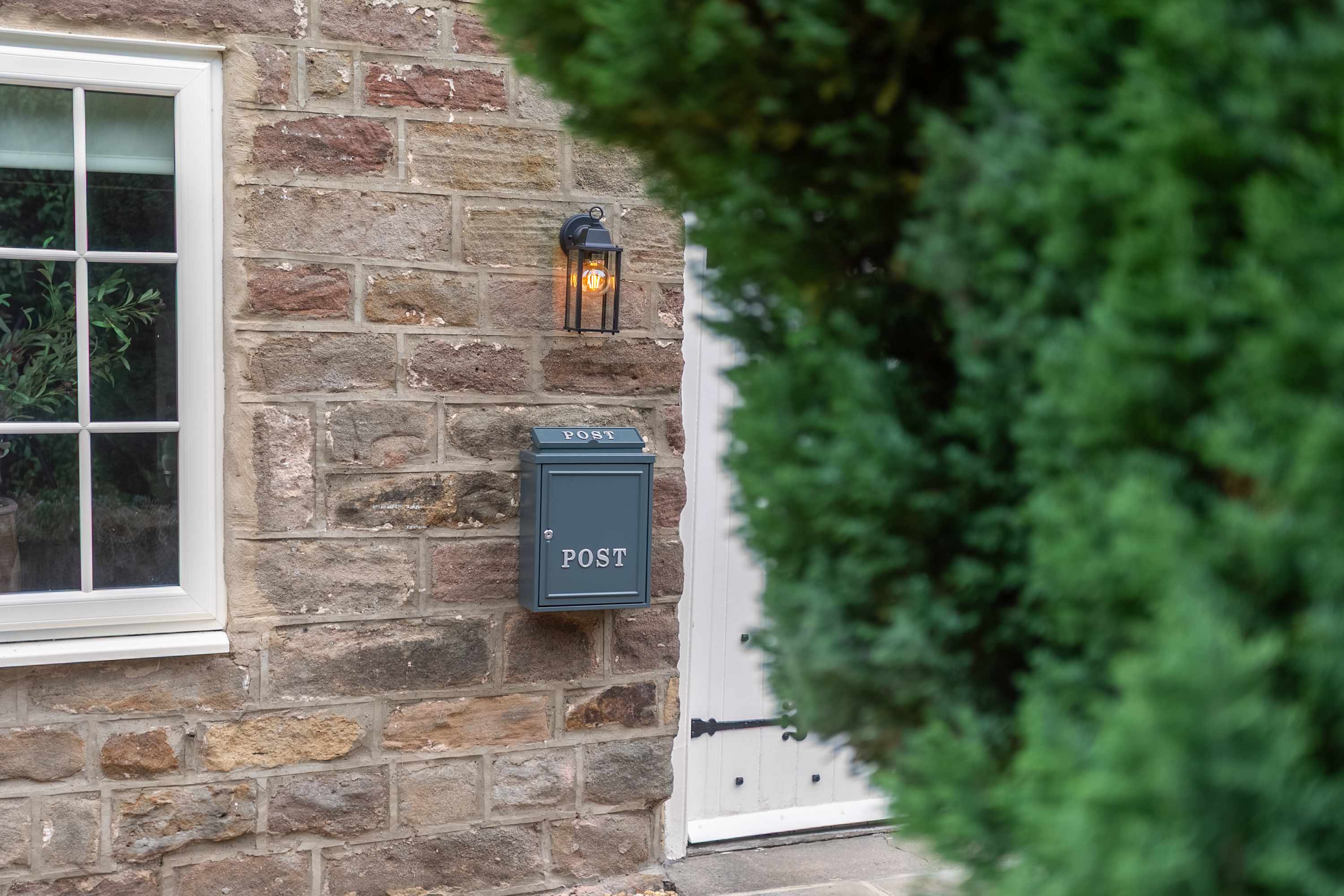 View Cosy Stone Cottage With Free Parking & Wifi in Plompton Square 6 HG5 8LZ Cosy Stone Cottage With Free Parking & Wifi in Plompton Square 6 HG5 8LZ - Property image 34 - VivreStays