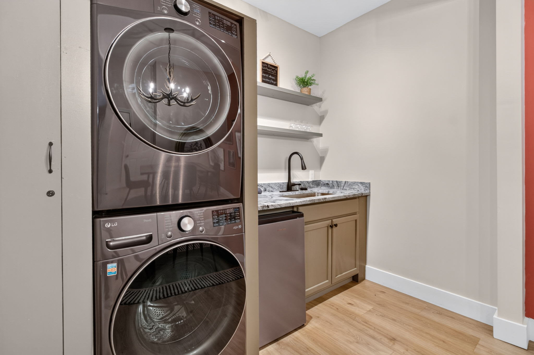 Take advantage of the washer, dryer, and beverage cooler.