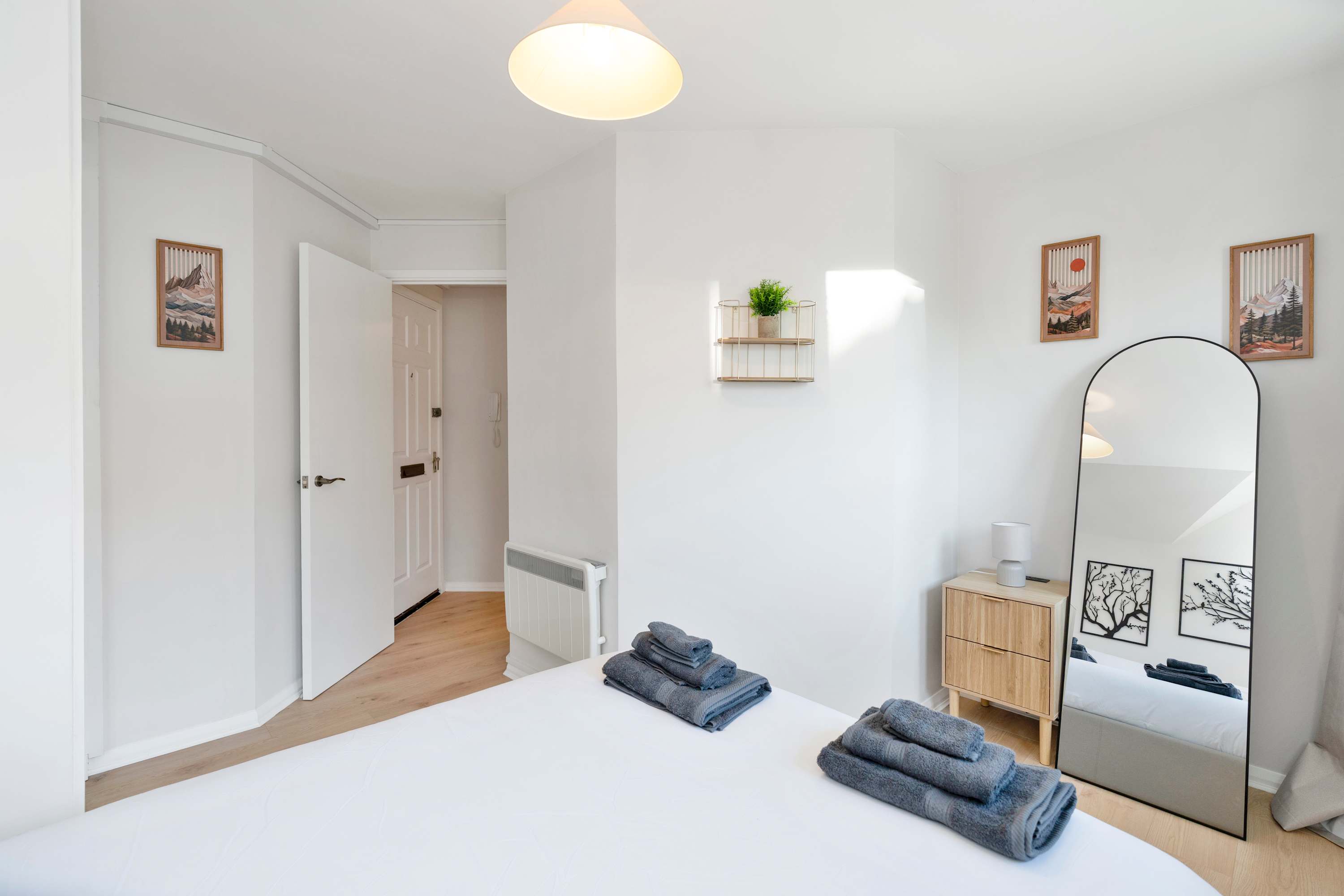 Coastal Comfort-3 Bed-Dedicated Free Parking -WiFi in Fowlers Court 49 EH32 9AT - Property image 14 - VivreStays