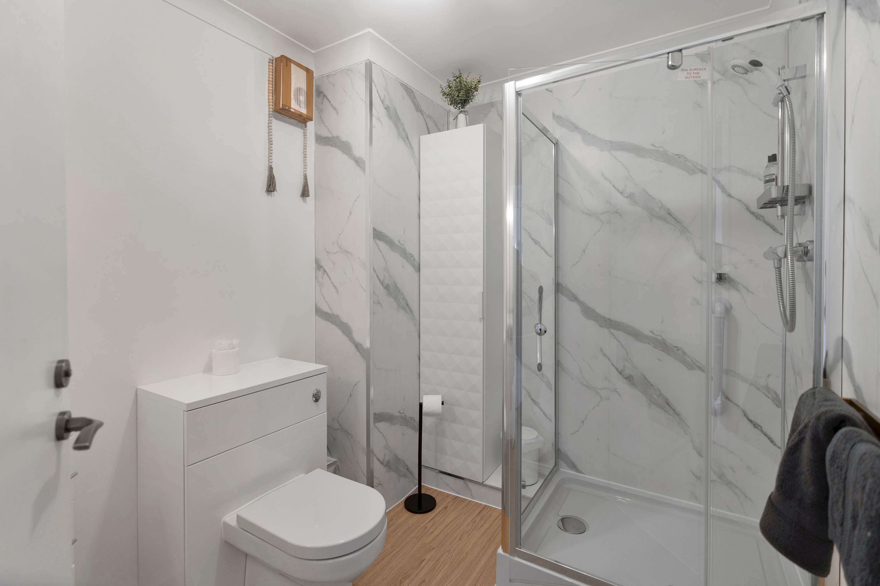 Coastal Comfort-3 Bed-Dedicated Free Parking -WiFi in Fowlers Court 49 EH32 9AT - Property image 16 - VivreStays