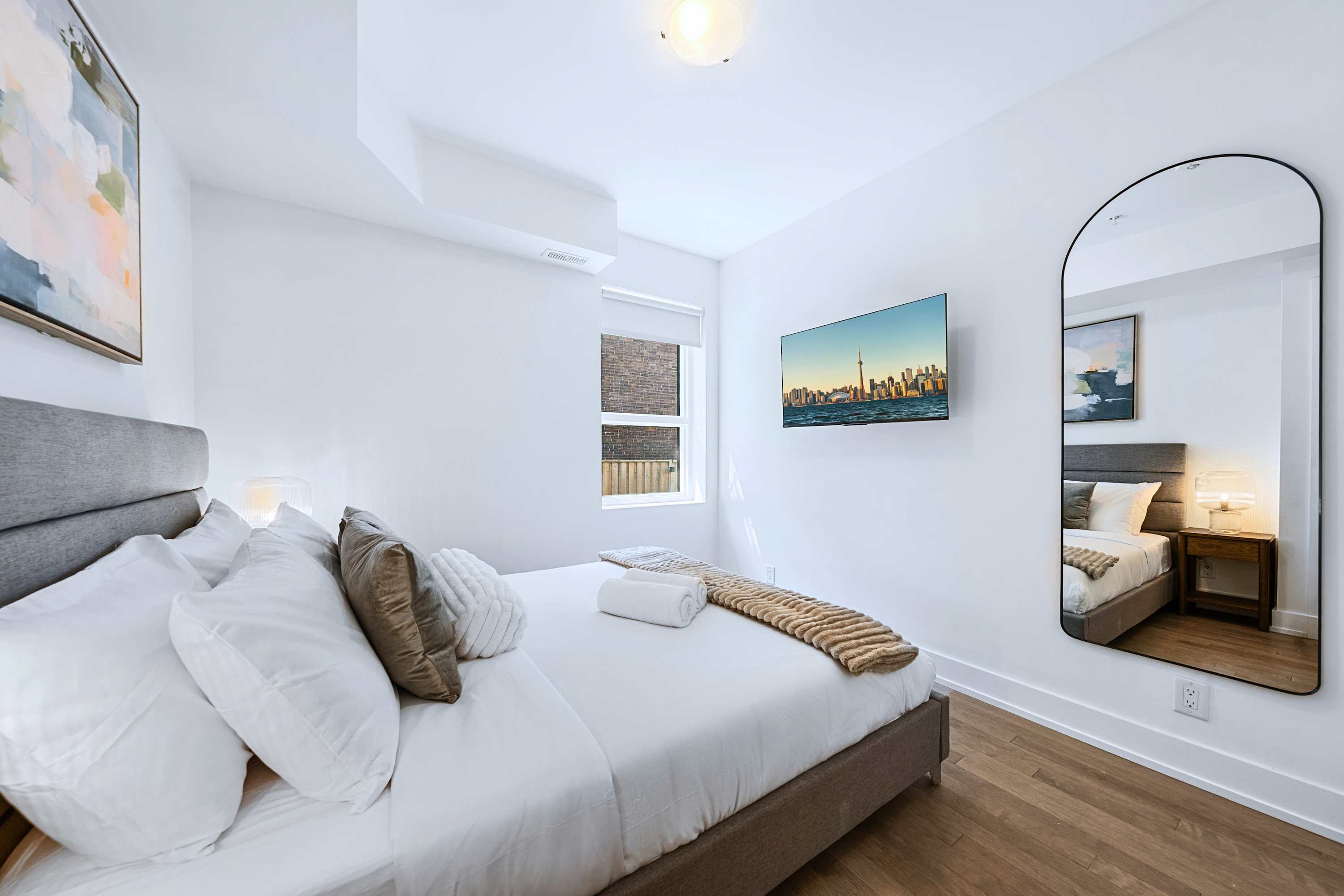 Westend Suite Near High Park Bloor West | Photo 21