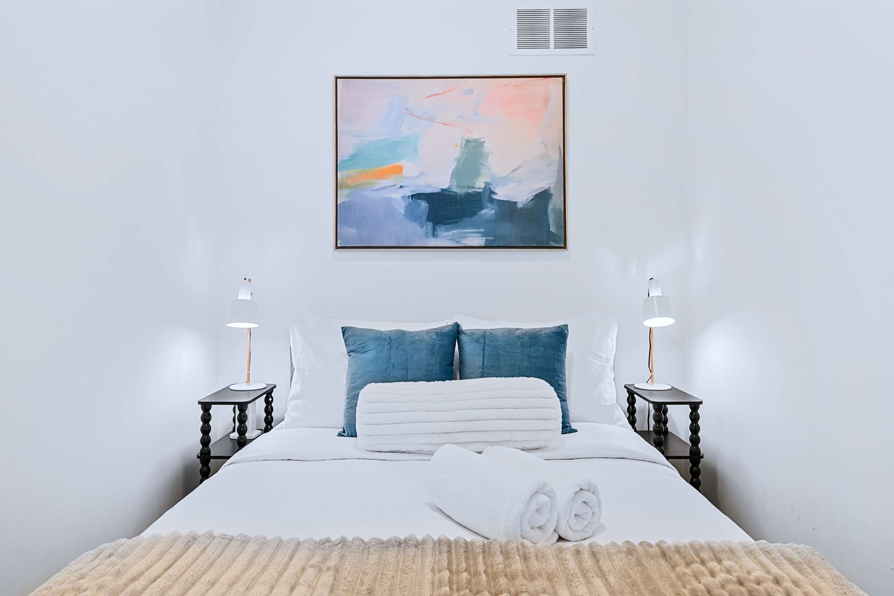 Westend Suite Near High Park Bloor West | Photo 30