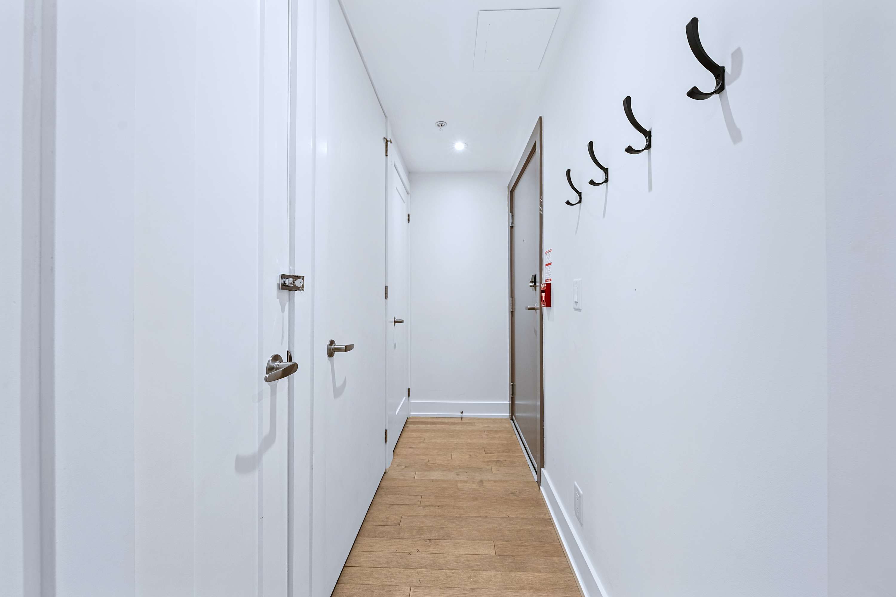 Westend Suite Near High Park Bloor West | Photo 40