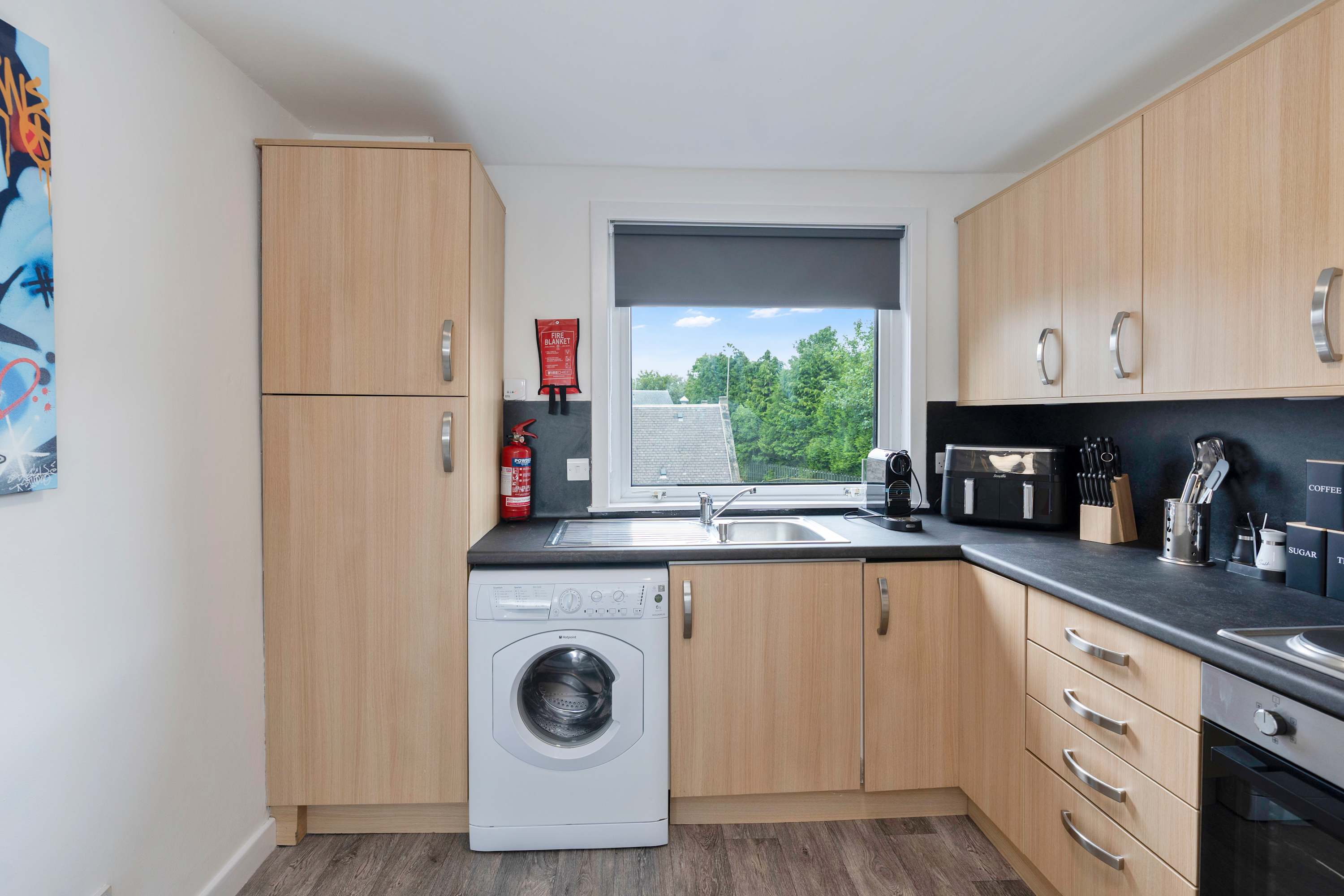 Contractor Friendly Hawick Apt, Parking, Sleeps 5 in Brougham Place 17 TD9 9JU - Property image 5 - VivreStays