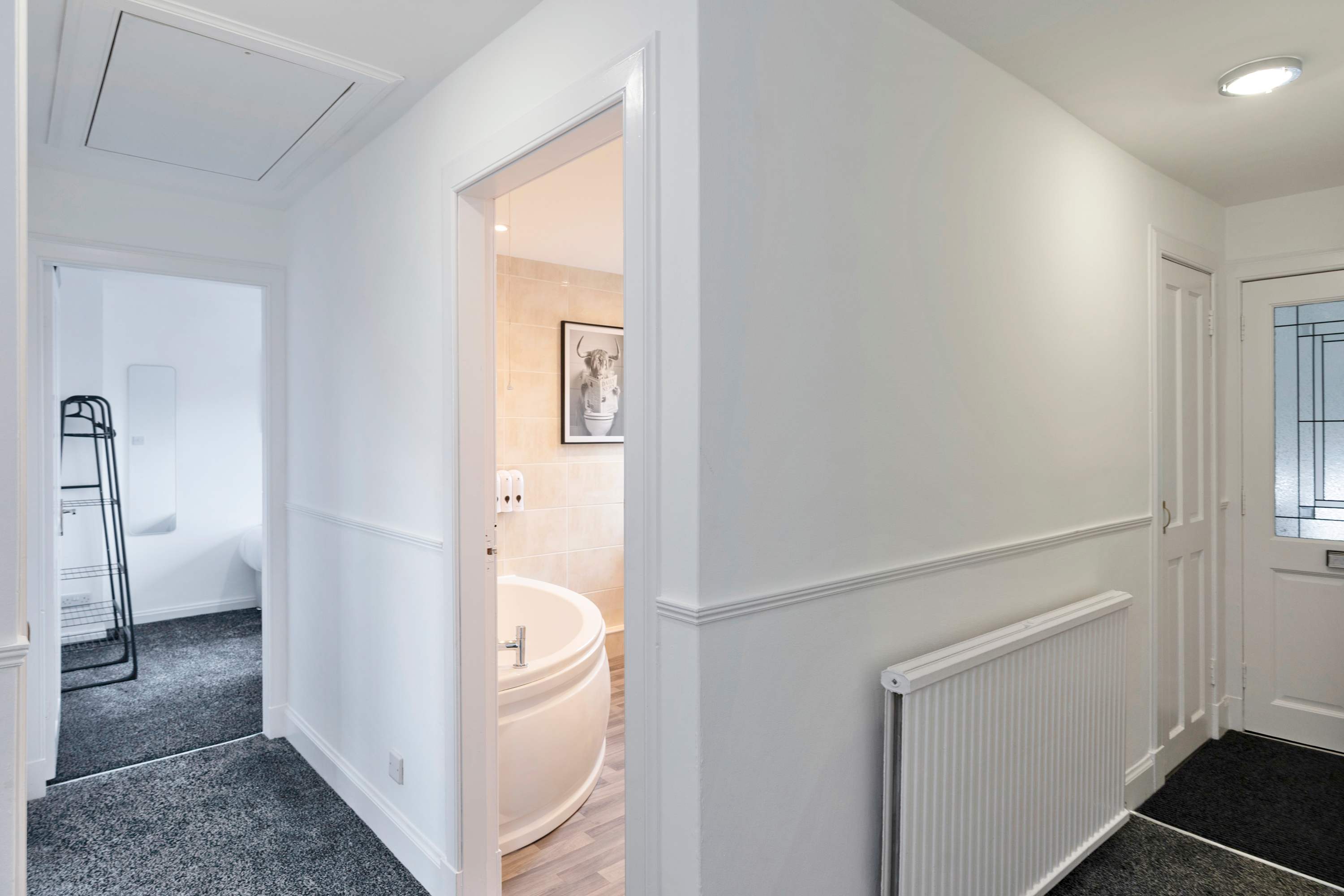 Contractor Friendly Hawick Apt, Parking, Sleeps 5 in Brougham Place 17 TD9 9JU - Property image 16 - VivreStays