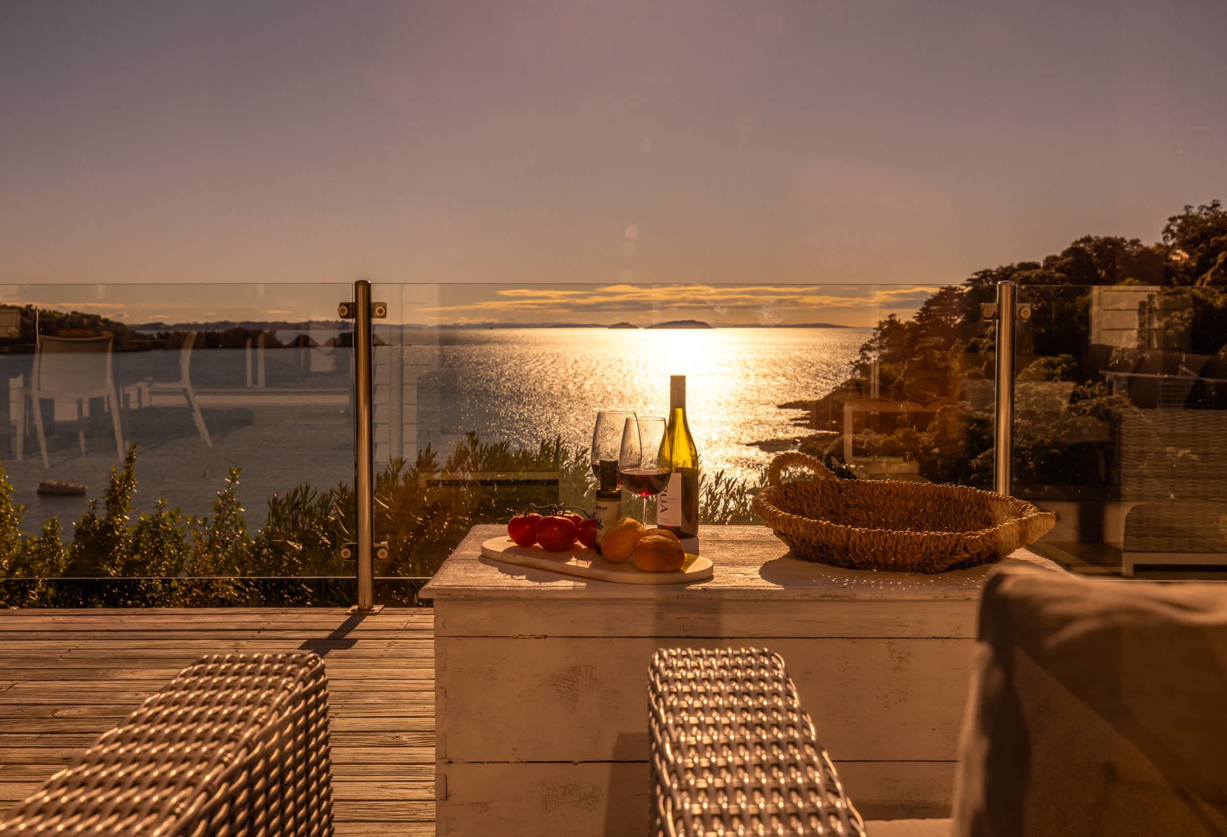 The Outlook – Panoramic Sea Views  Above Sandy Bay — Waiheke Island, Auckland — vacation rental