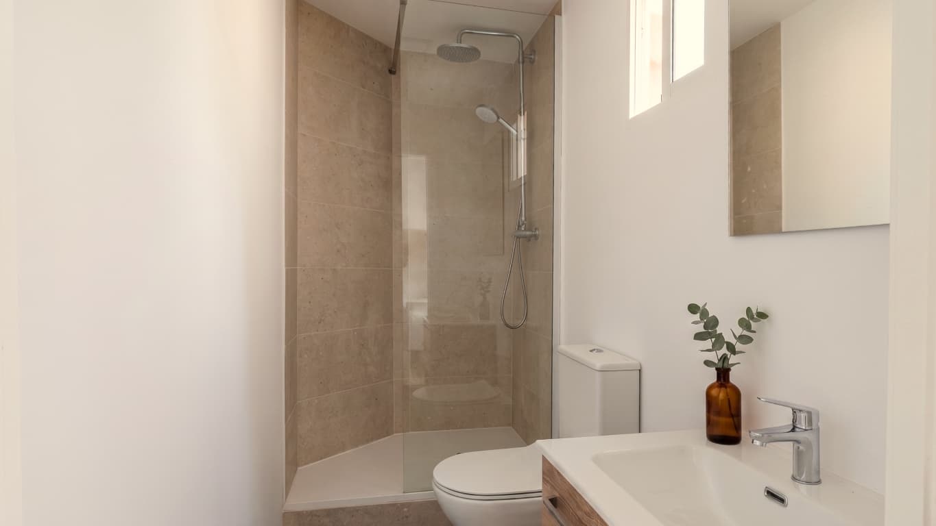 C/ de Quart, 125, Extramurs, 46008 València, Valencia, Spain