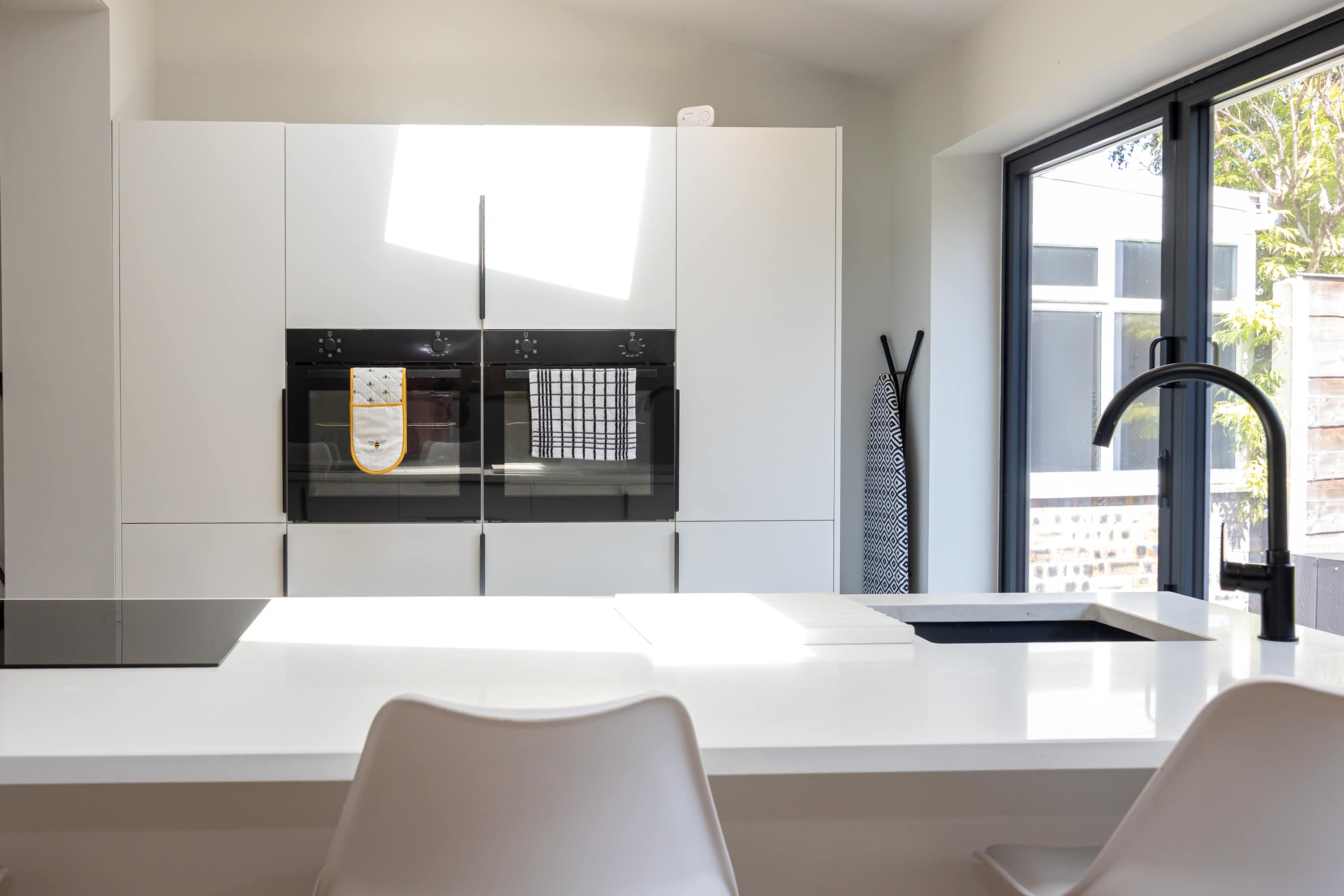 Modern home in Droylsden Mcr| Private Parking in Manor Road M43 6QD - Property image 22 - VivreStays