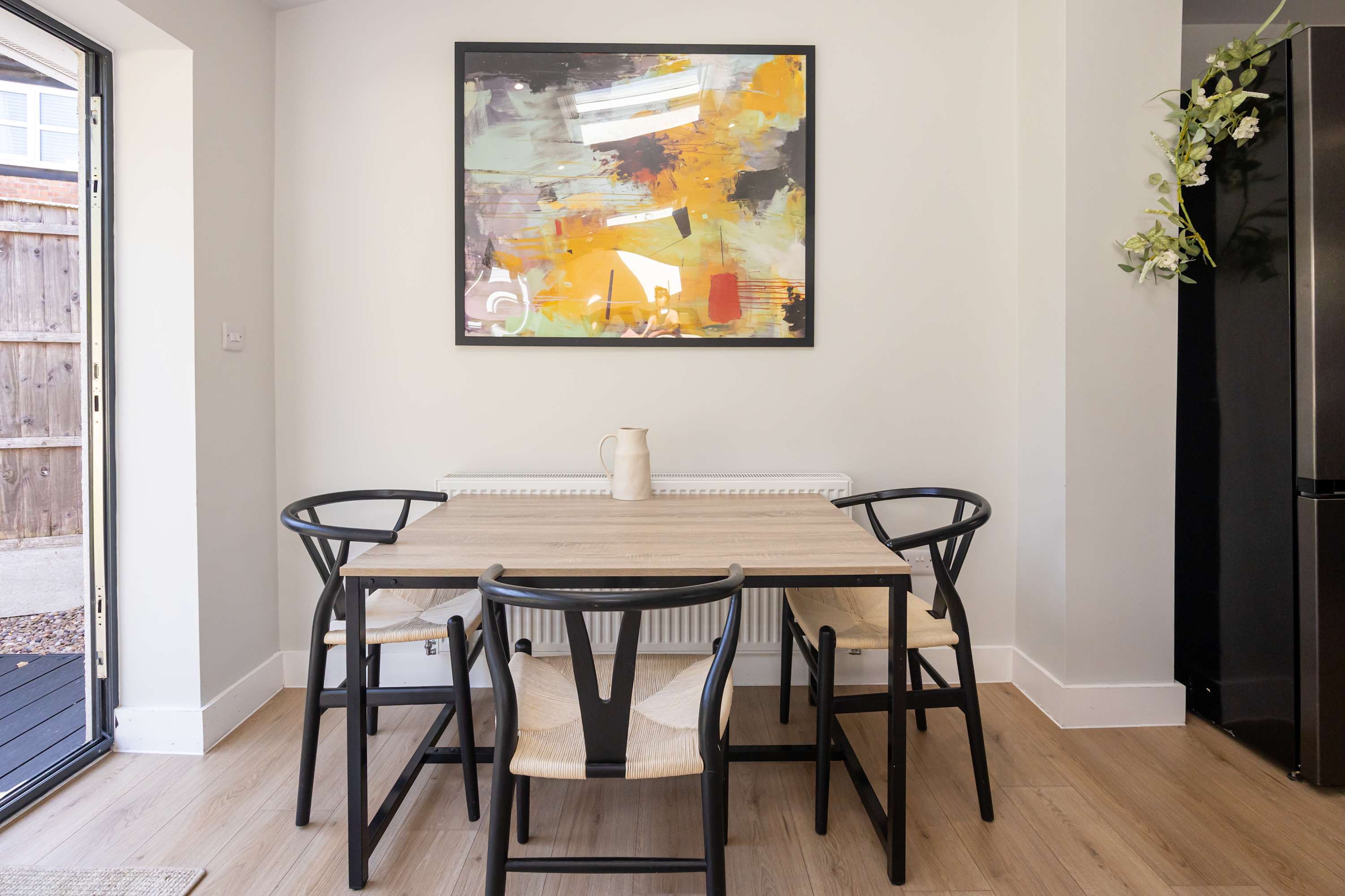 Modern home in Droylsden Mcr| Private Parking in Manor Road M43 6QD - Property image 29 - VivreStays