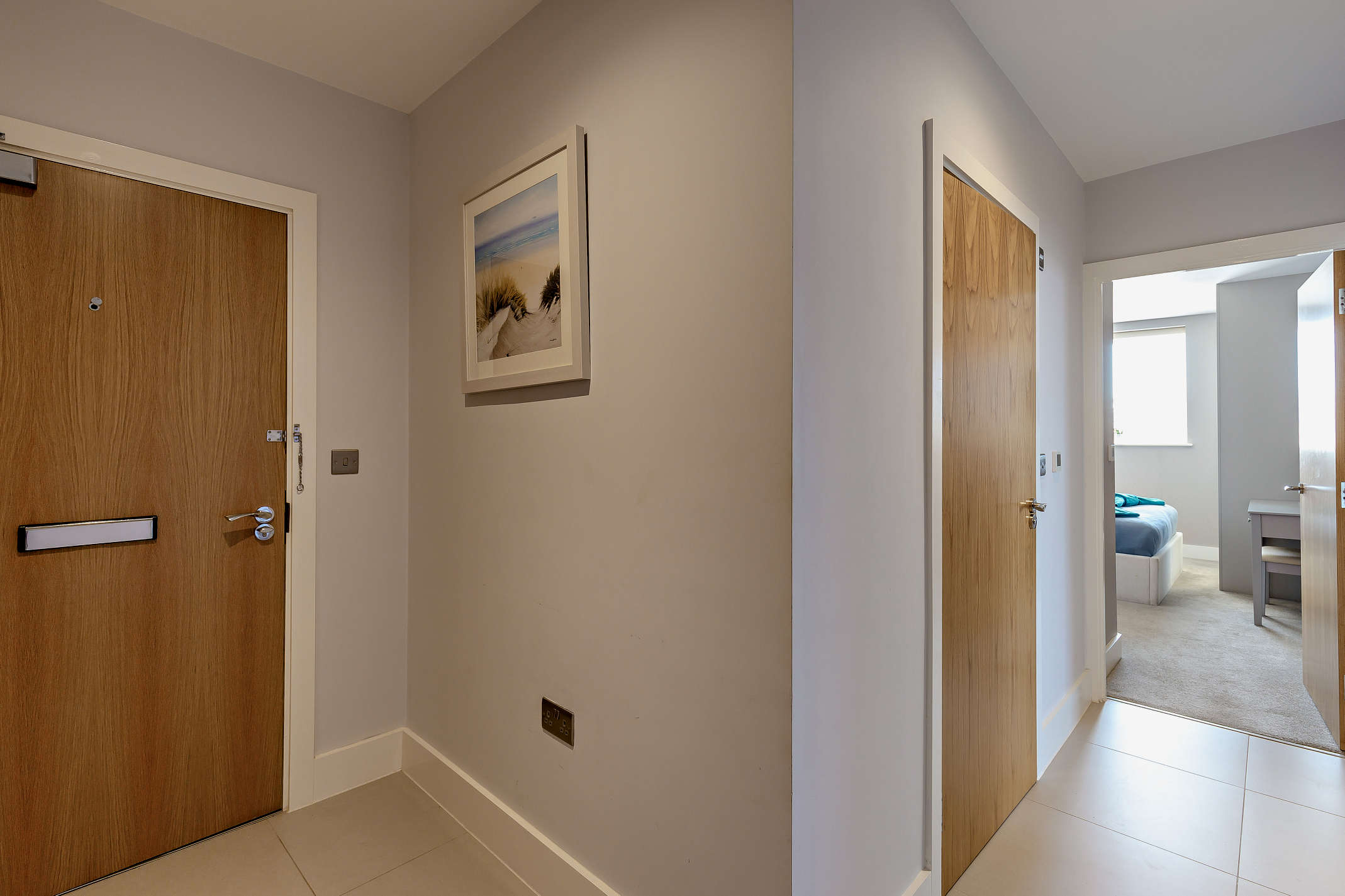 Ocean View Beach Apartment with Balcony & Parking in Warren Edge Close 7 BH6 4AY - Property image 12 - VivreStays