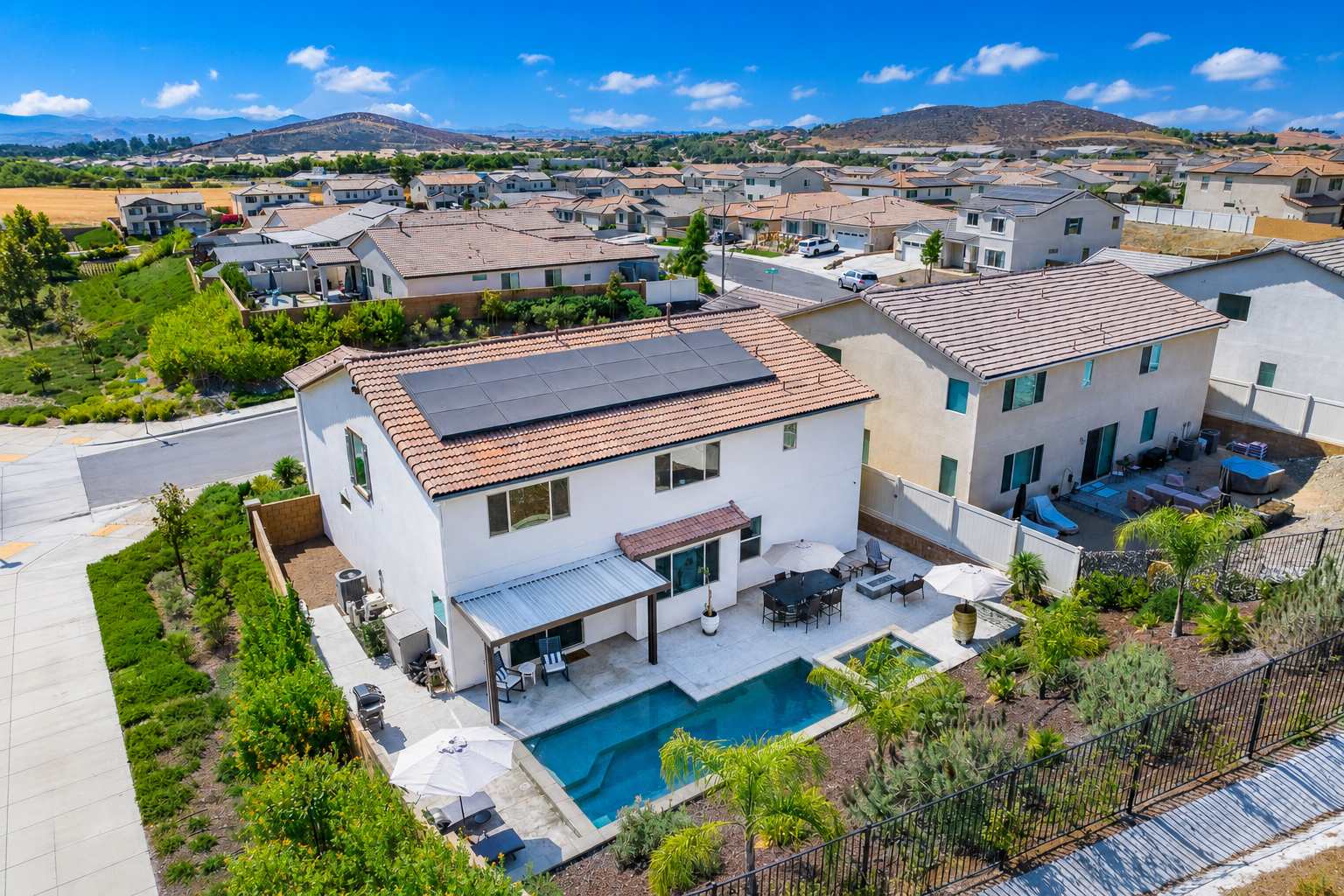 Wine Country | Pool. Spa. Game Room. Fire Pit. BBQ - Picture 6