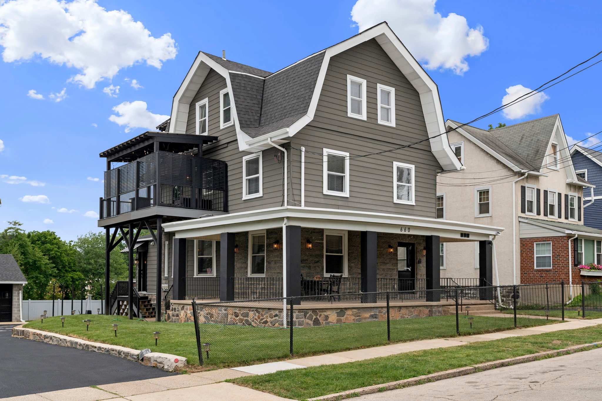 Brand New 1BDR Near Downtown Ardmore | Free Park
