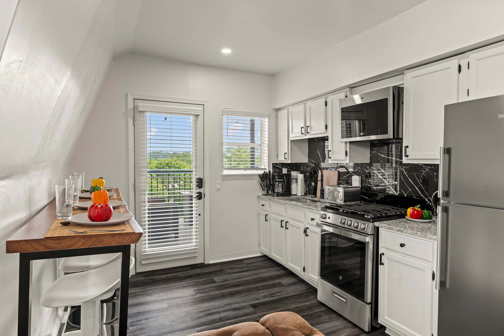 2BDR Penthouse | Downtown Ardmore | Deck | Parking