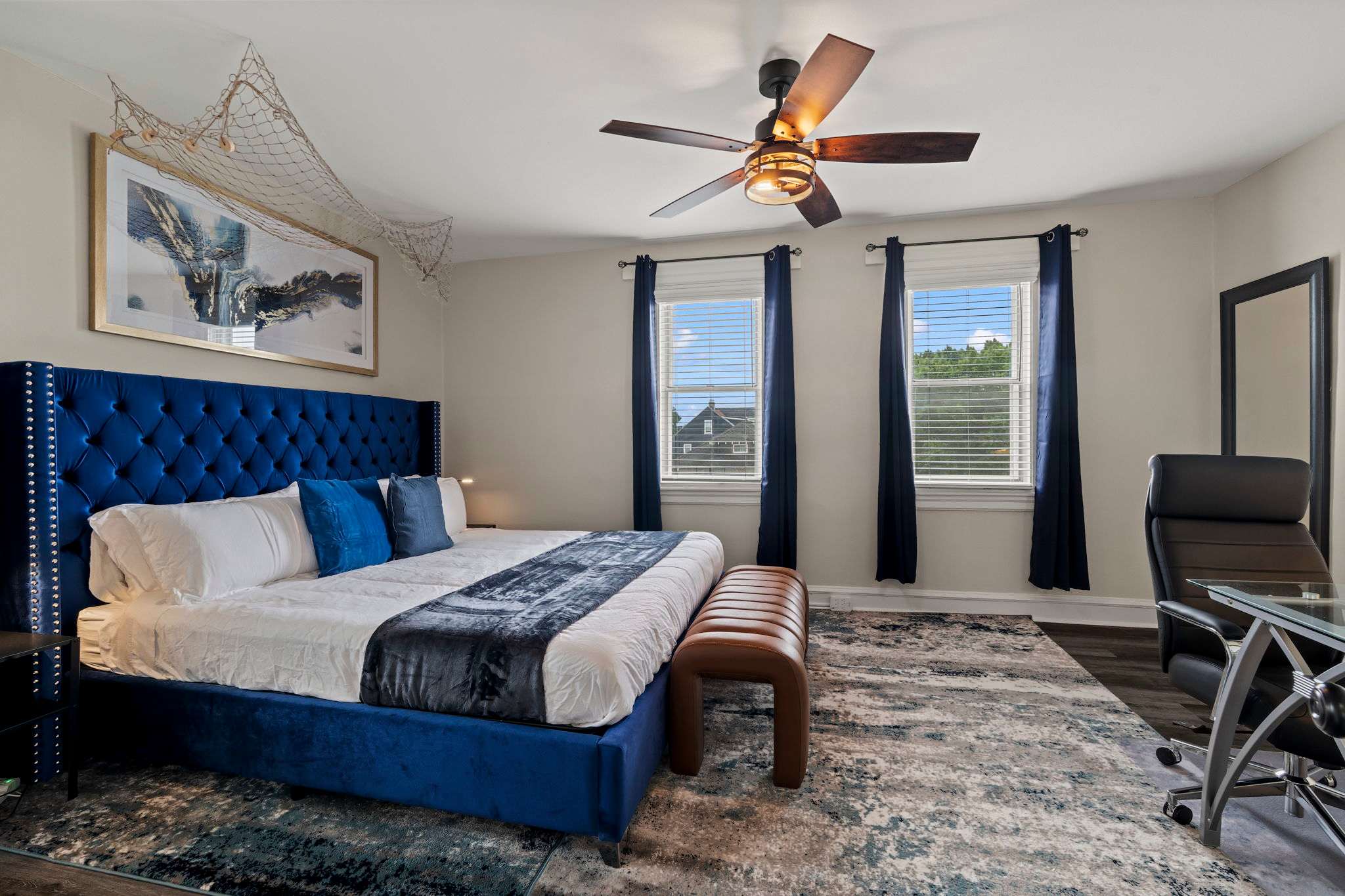 2BDR Penthouse | Downtown Ardmore | Deck | Parking