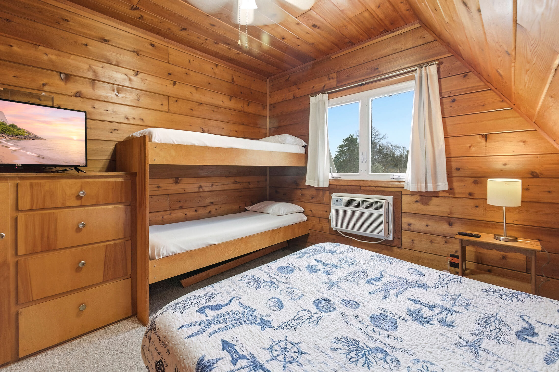 Sleep, laugh, repeat—bunk room edition! 