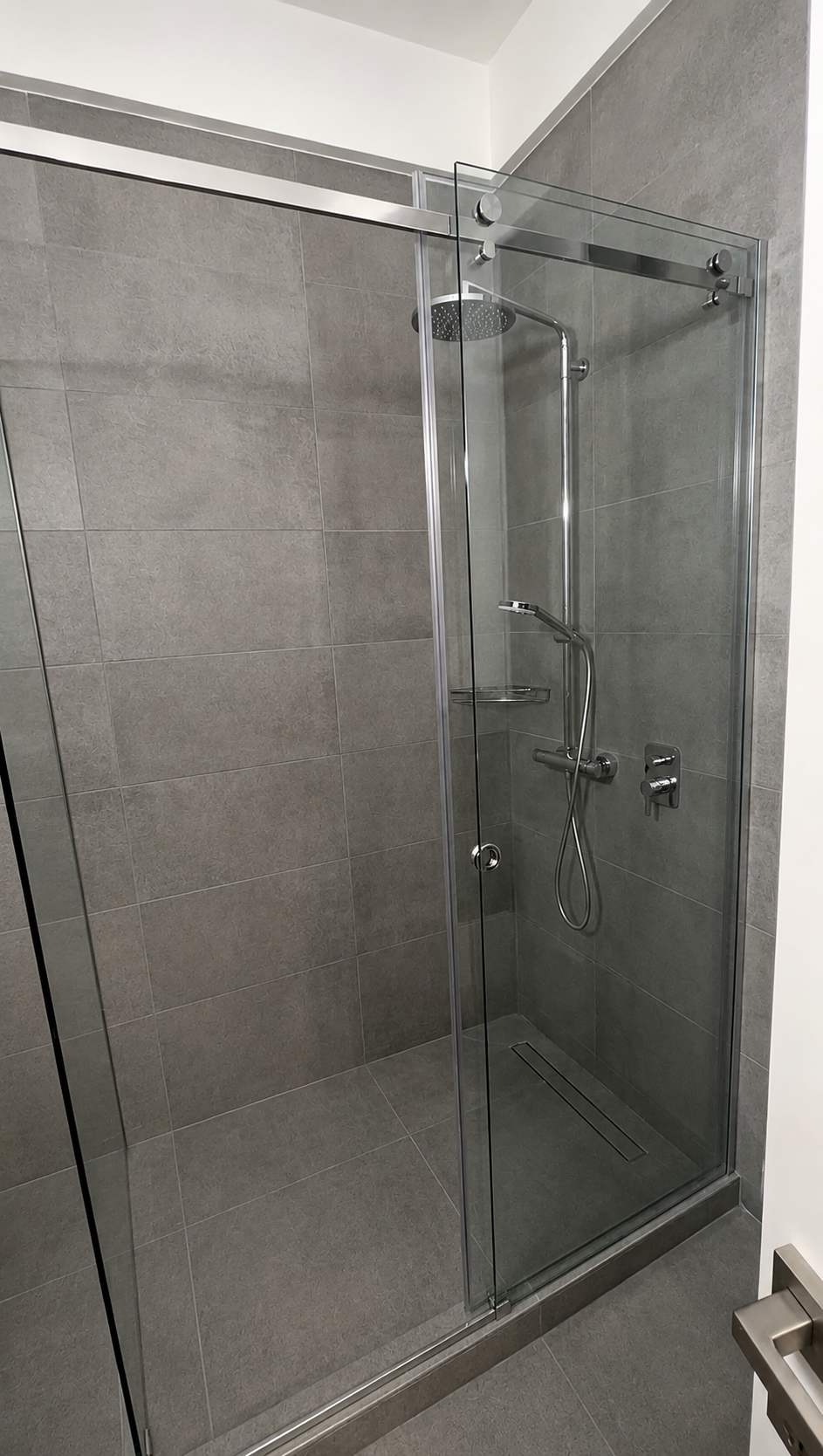 Modern 1BR in Koukaki | Balcony & Desk