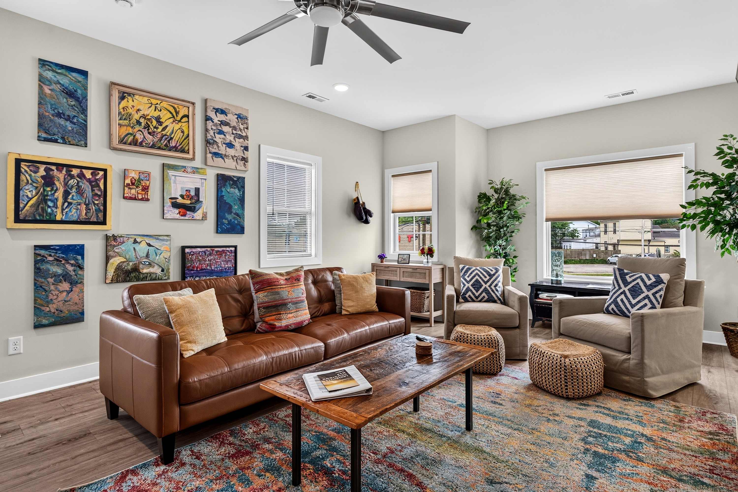 Germantown Full Duplex | 4BR & 2 Kitchens for 8