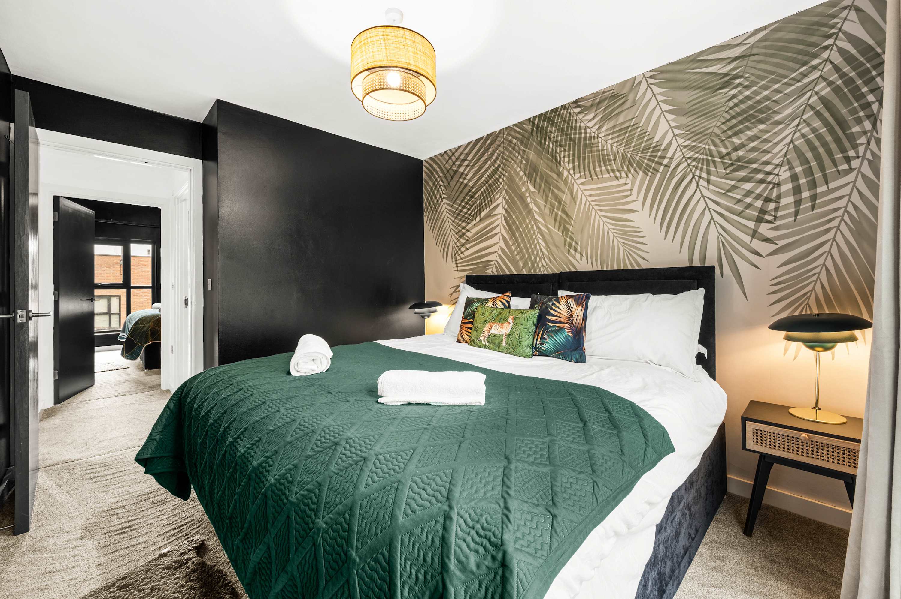 Salford Quays Luxury Safari Retreat – Free Parking in Cooke Place 21 M5 3LJ - Property image 41 - VivreStays