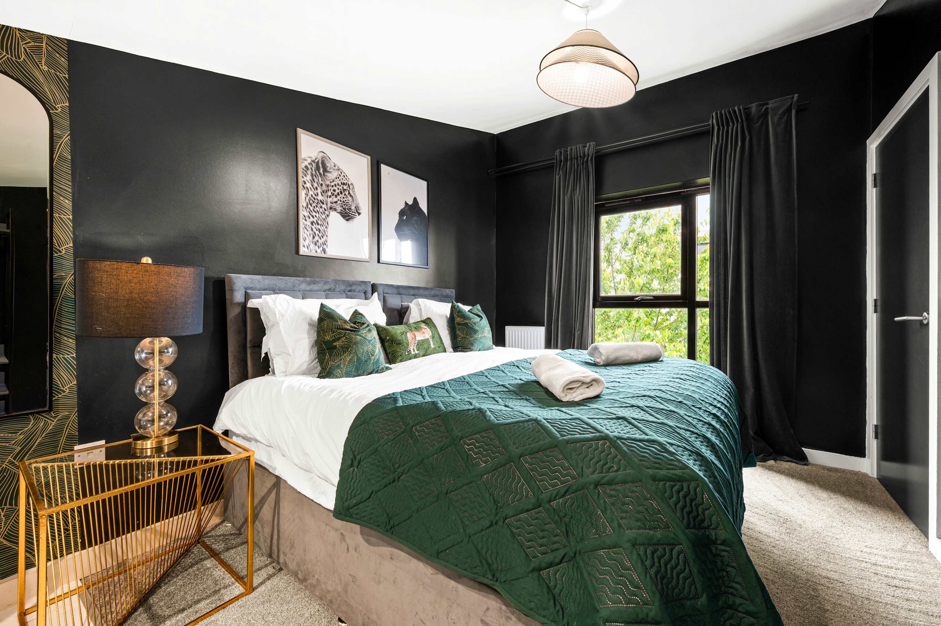 Salford Quays Luxury Safari Retreat – Free Parking in Cooke Place 21 M5 3LJ - Property image 68 - VivreStays